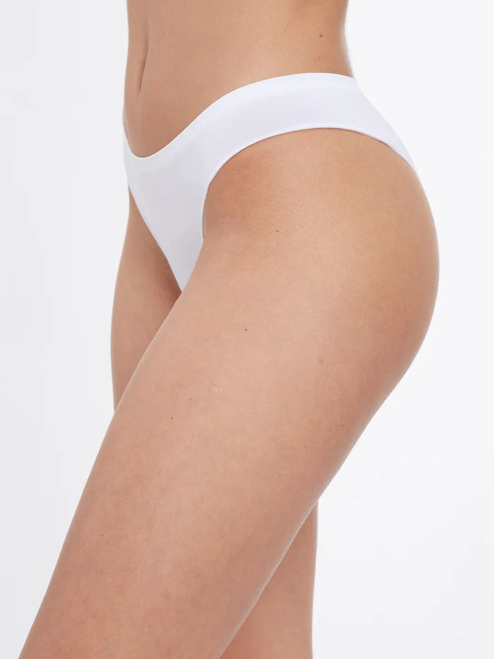 תחתון ברזילאי אל תפר- מנדף זיעה