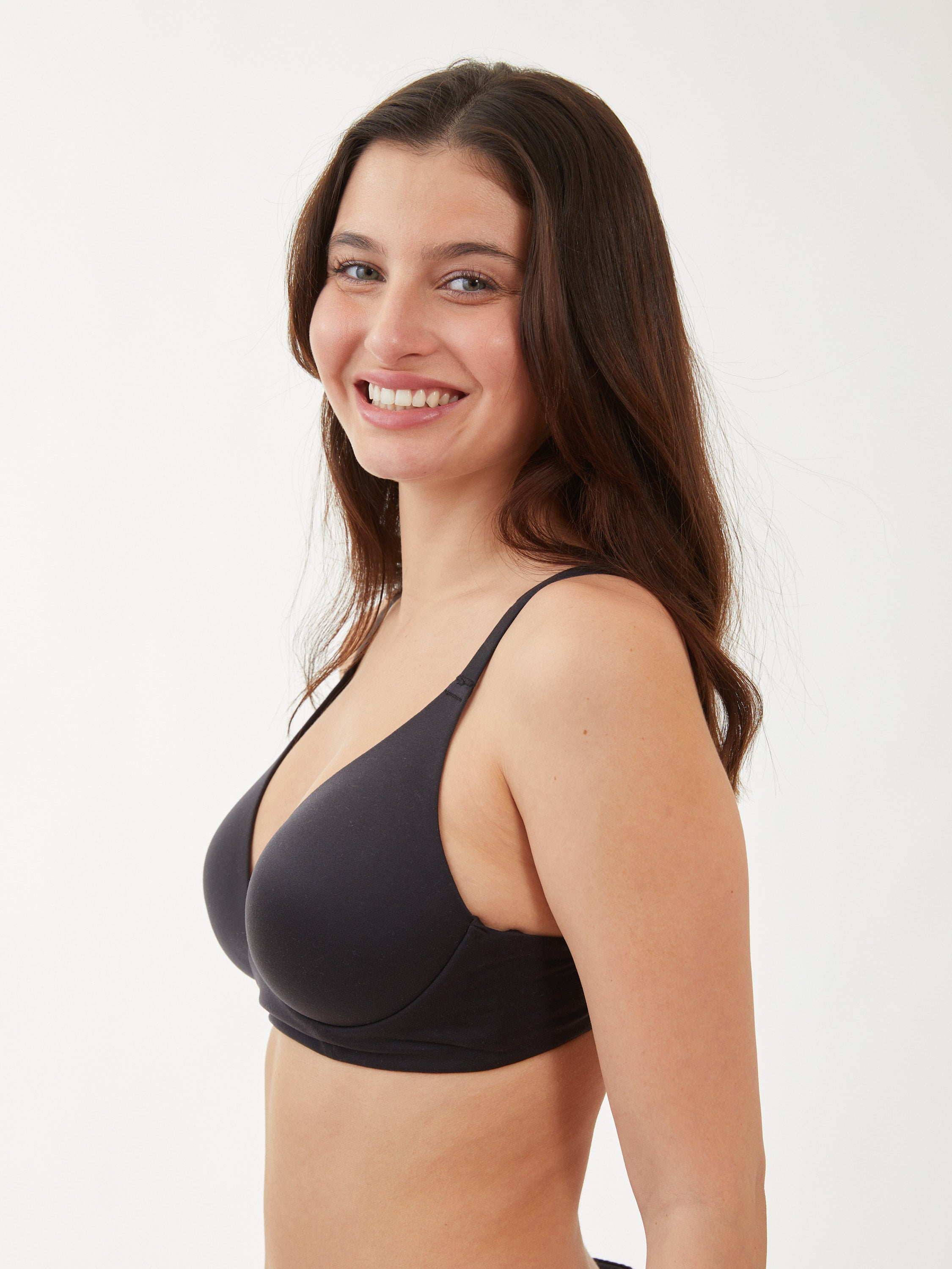 Olivia soft bra חזיית טופ ללא ברזל