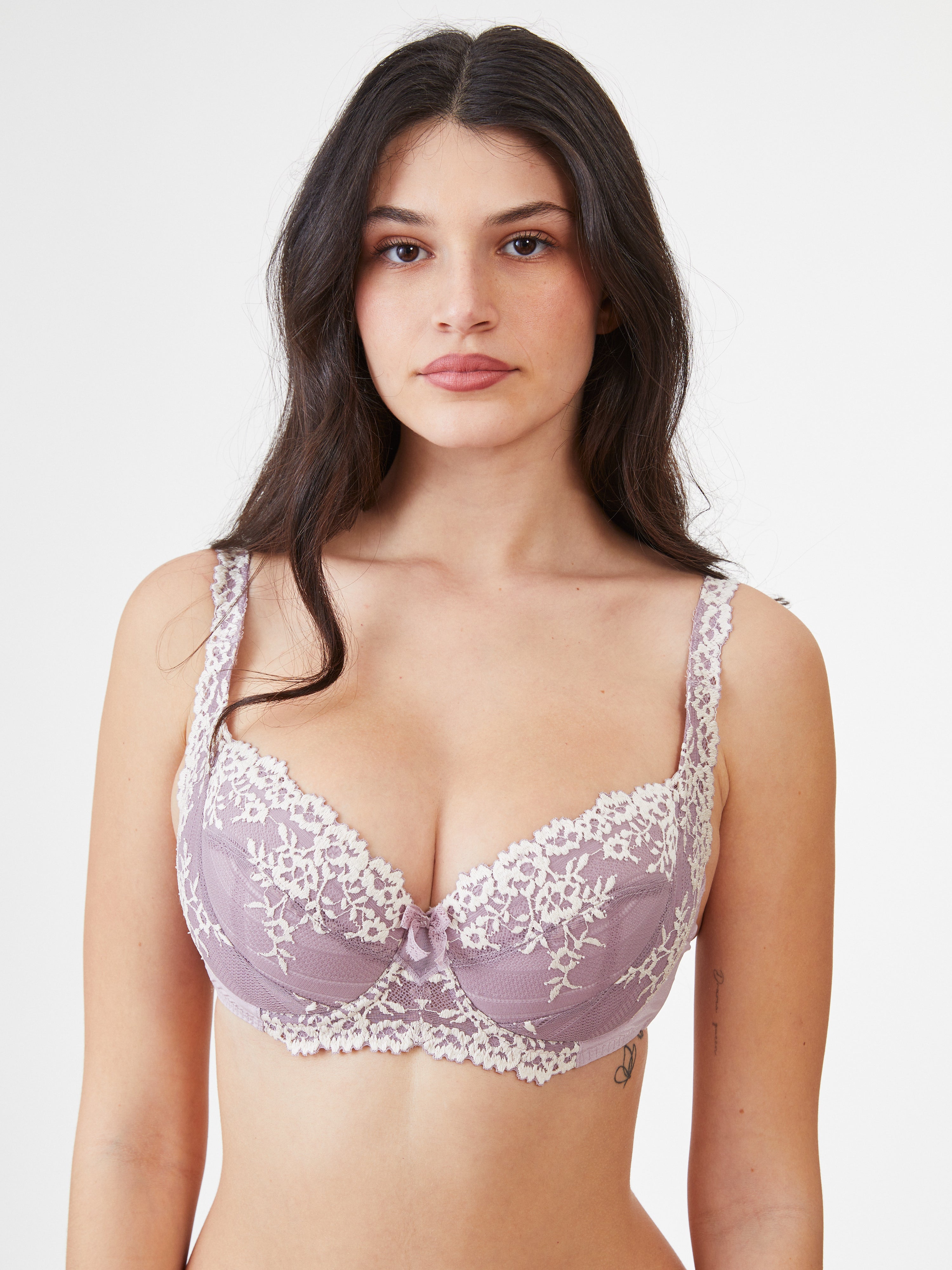 ISABELLE חזיית תחרה בריפוד קל - NEW