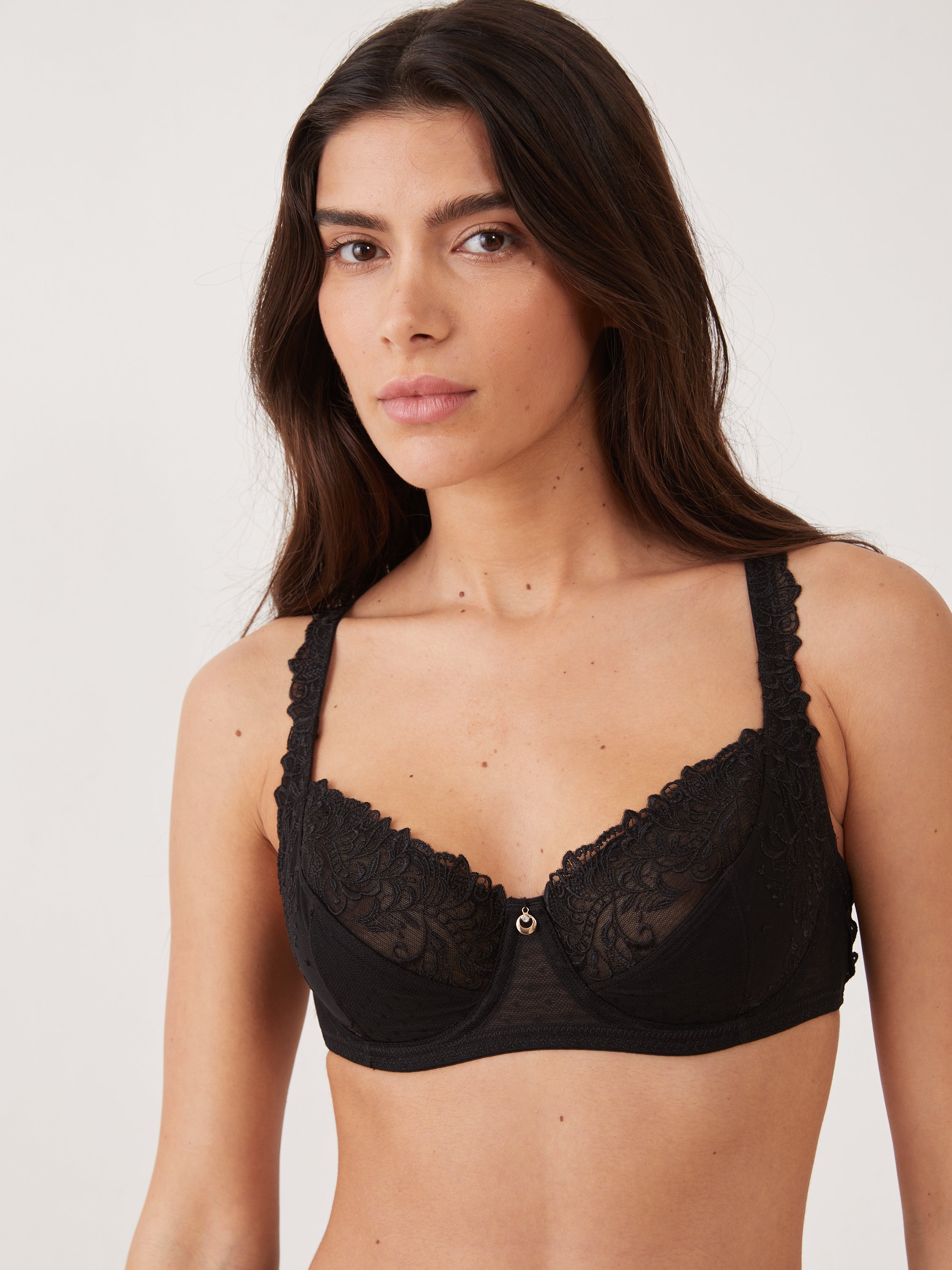 Dana חזיית תחרה ללא ריפוד