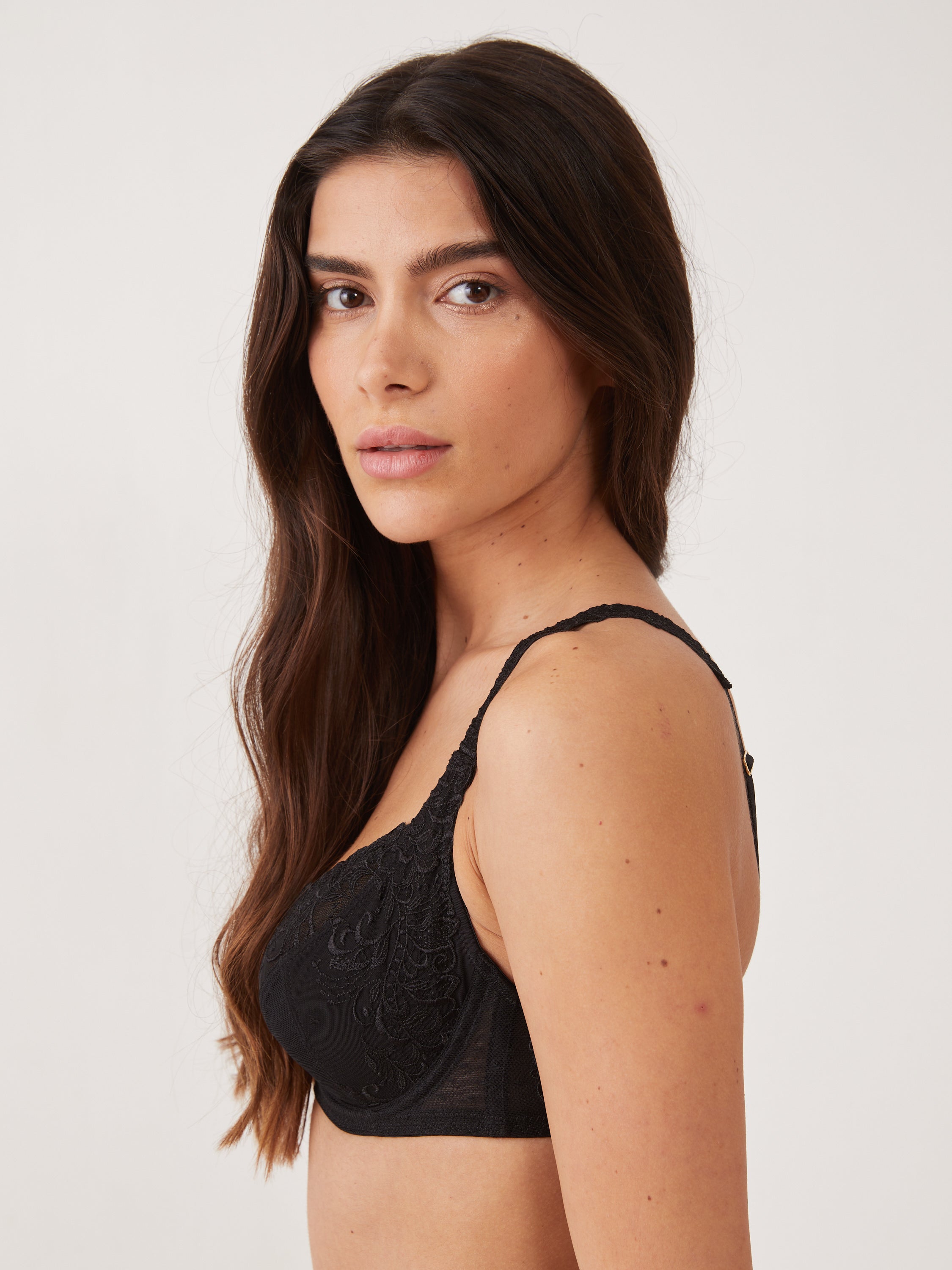 Dana חזיית תחרה ללא ריפוד