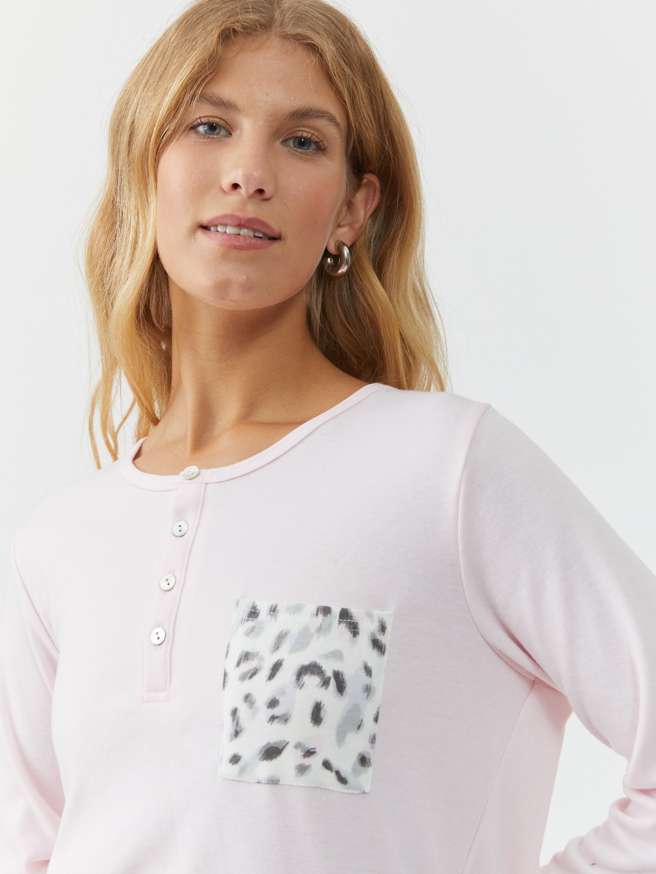 סט פיג'מת אינטרלוק מנומר - ורוד