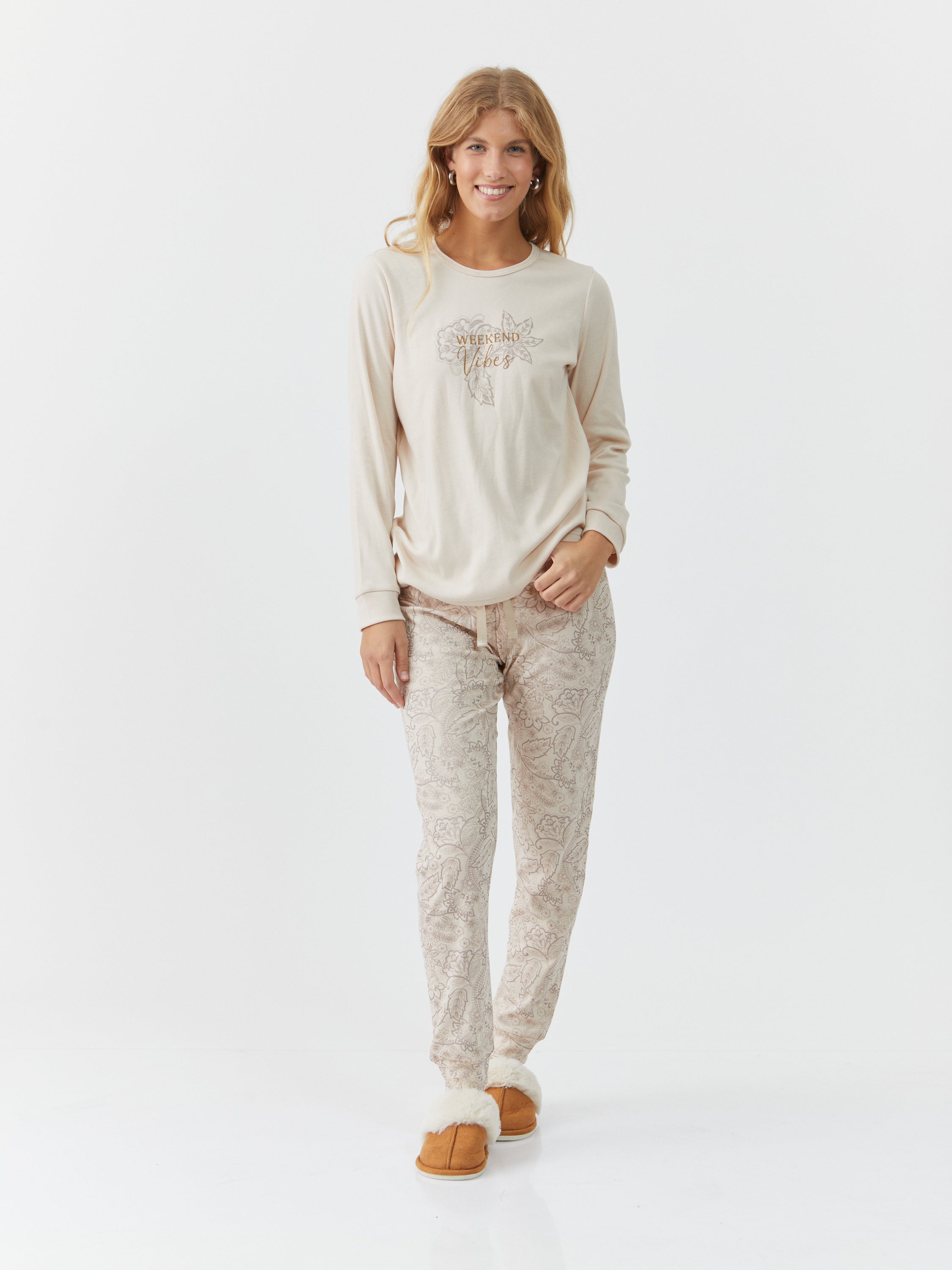 סט פיג'מת אינטרלוק הדפס עלים