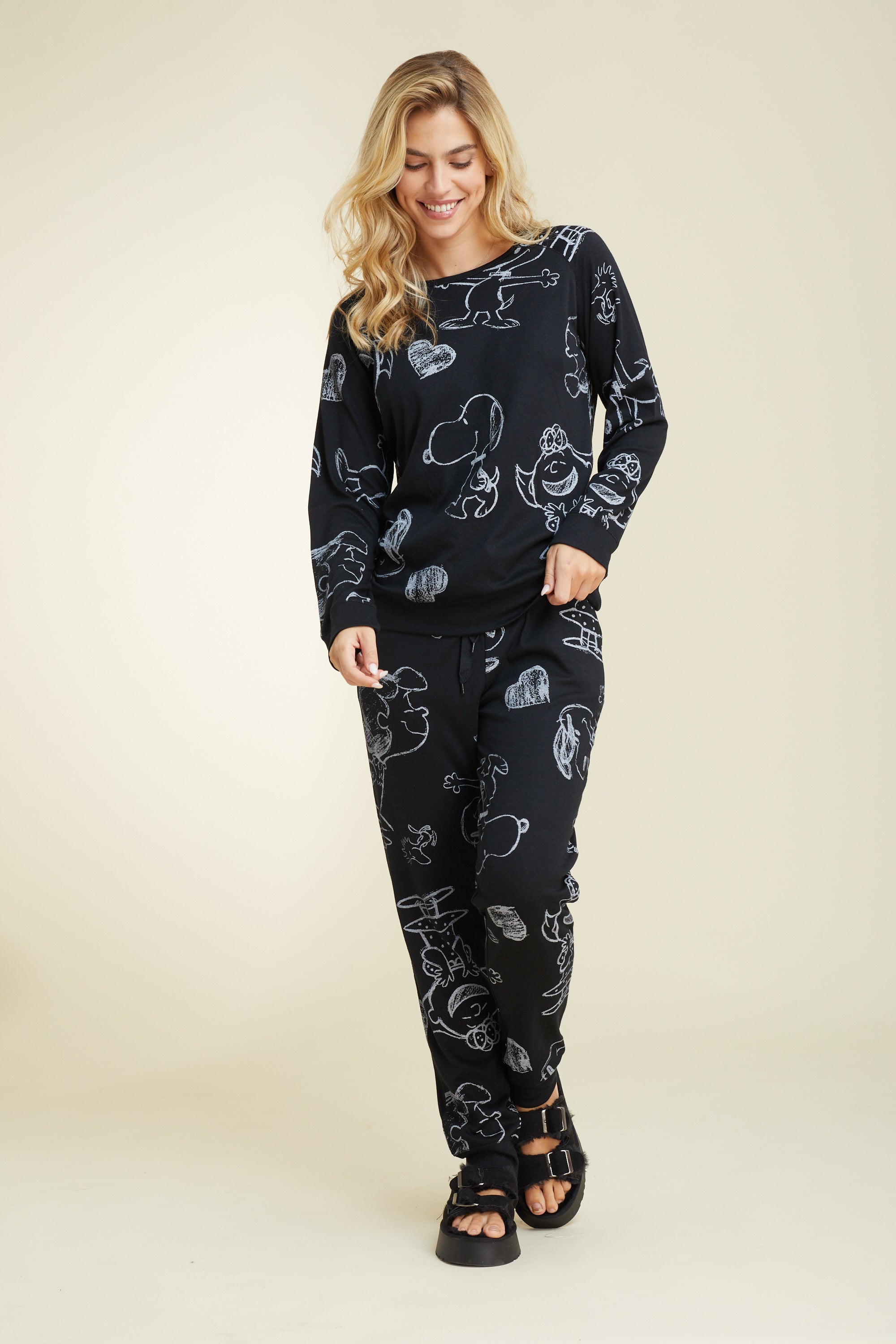 סט פיג'מה ארוכה דקה - שחור