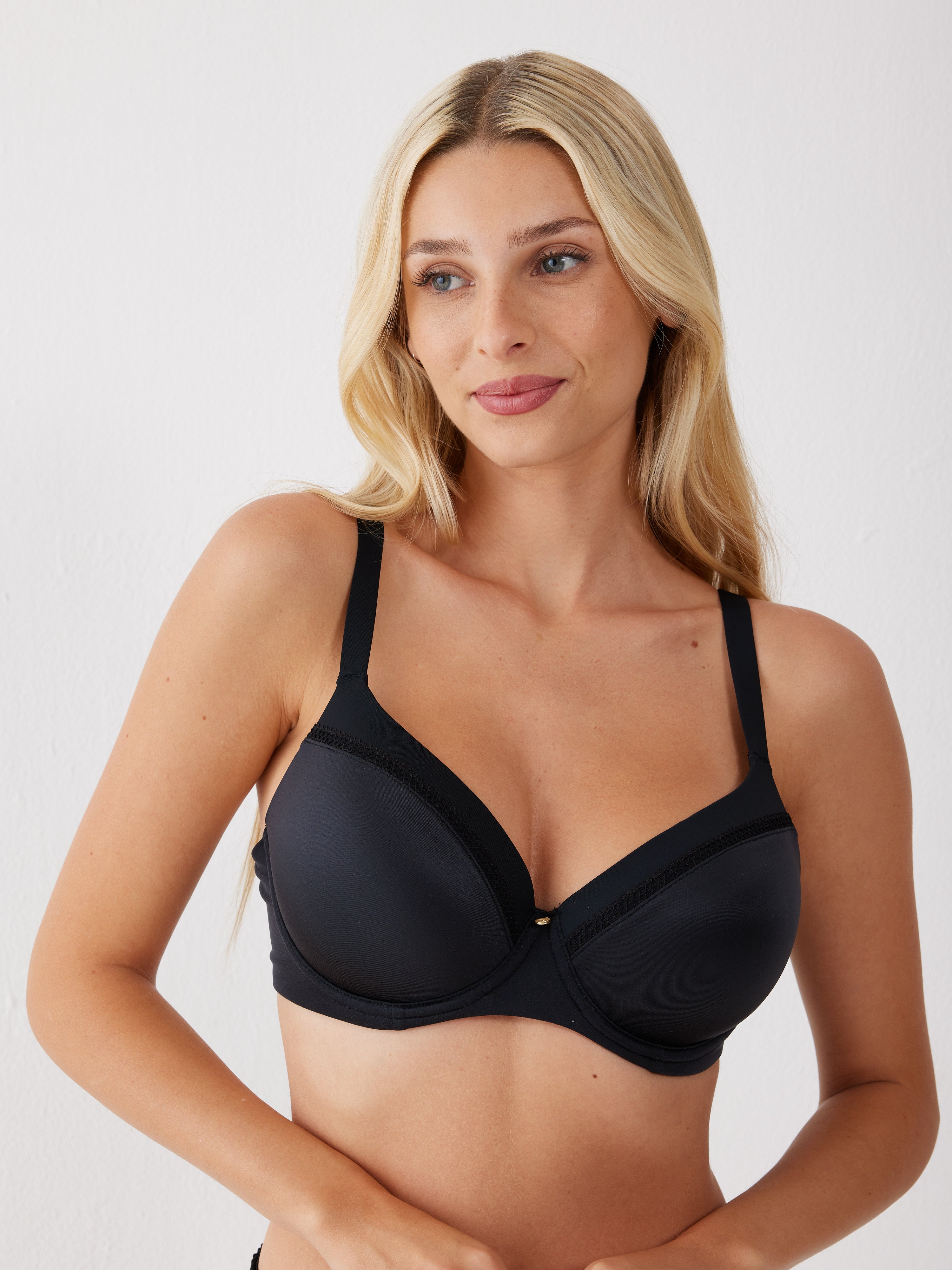 חזיית soft cup - שחור