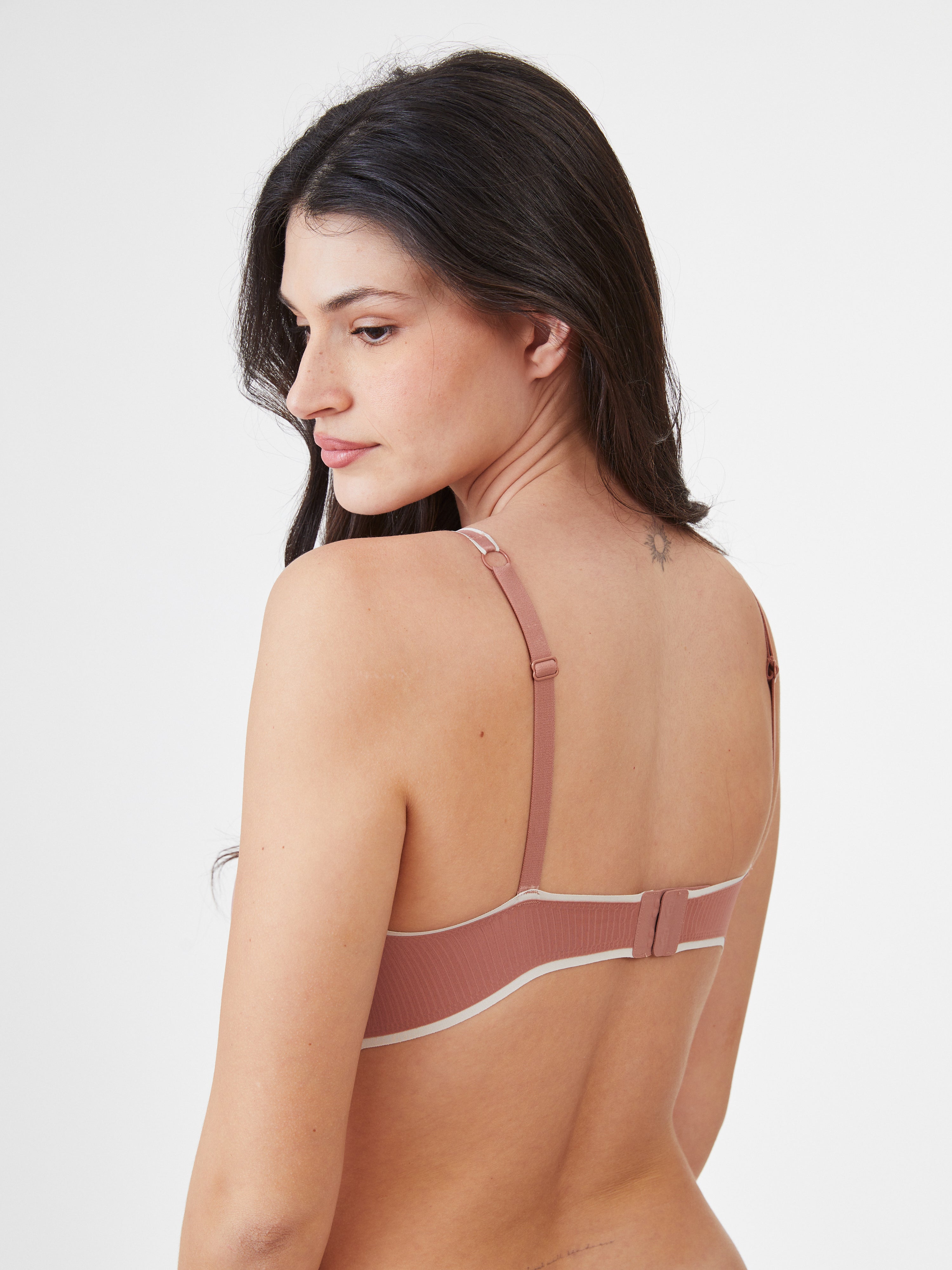 חזיית טופ פספול משולשים - צבע סומק