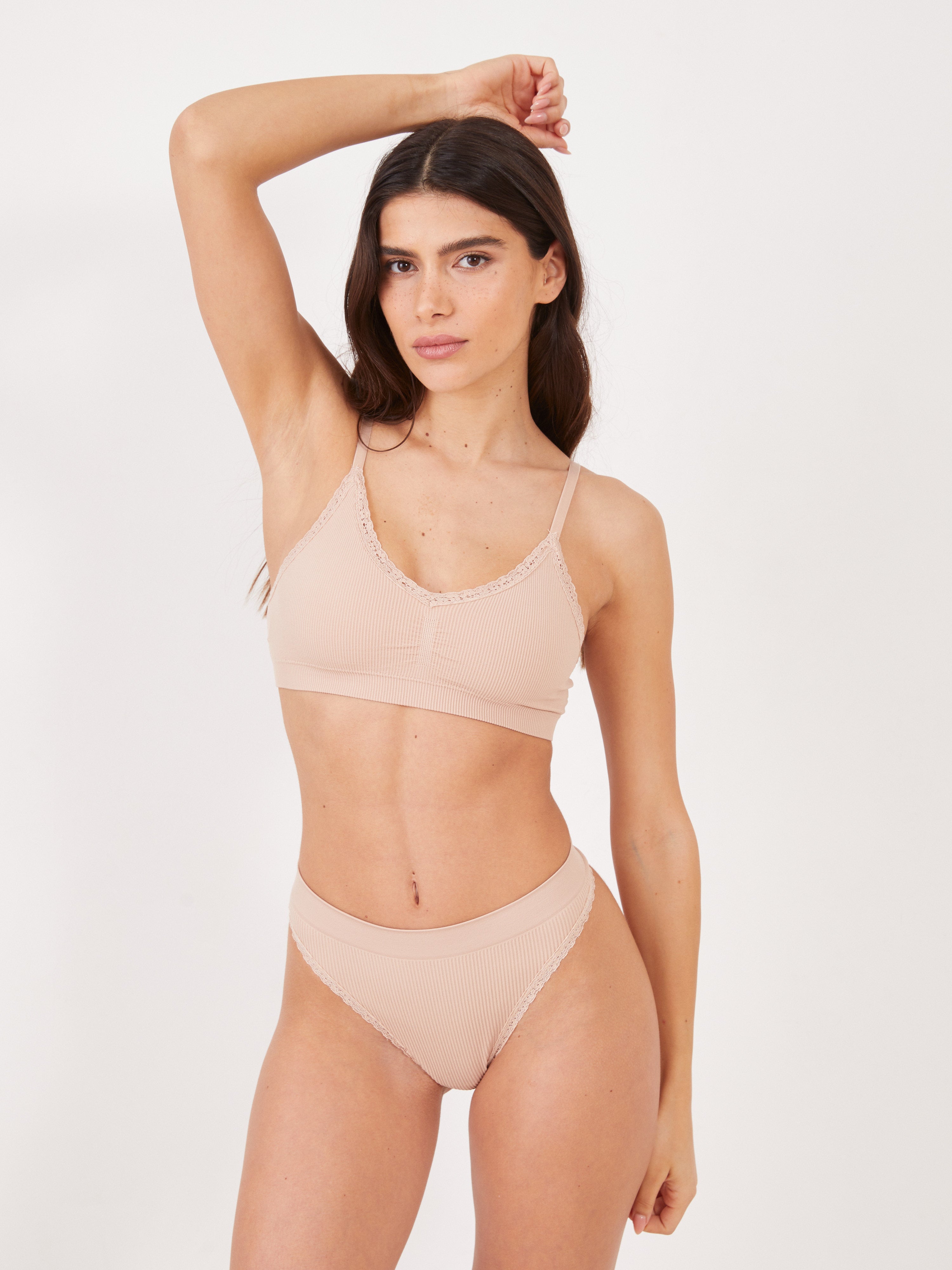 טופ ריב סימלס -בז