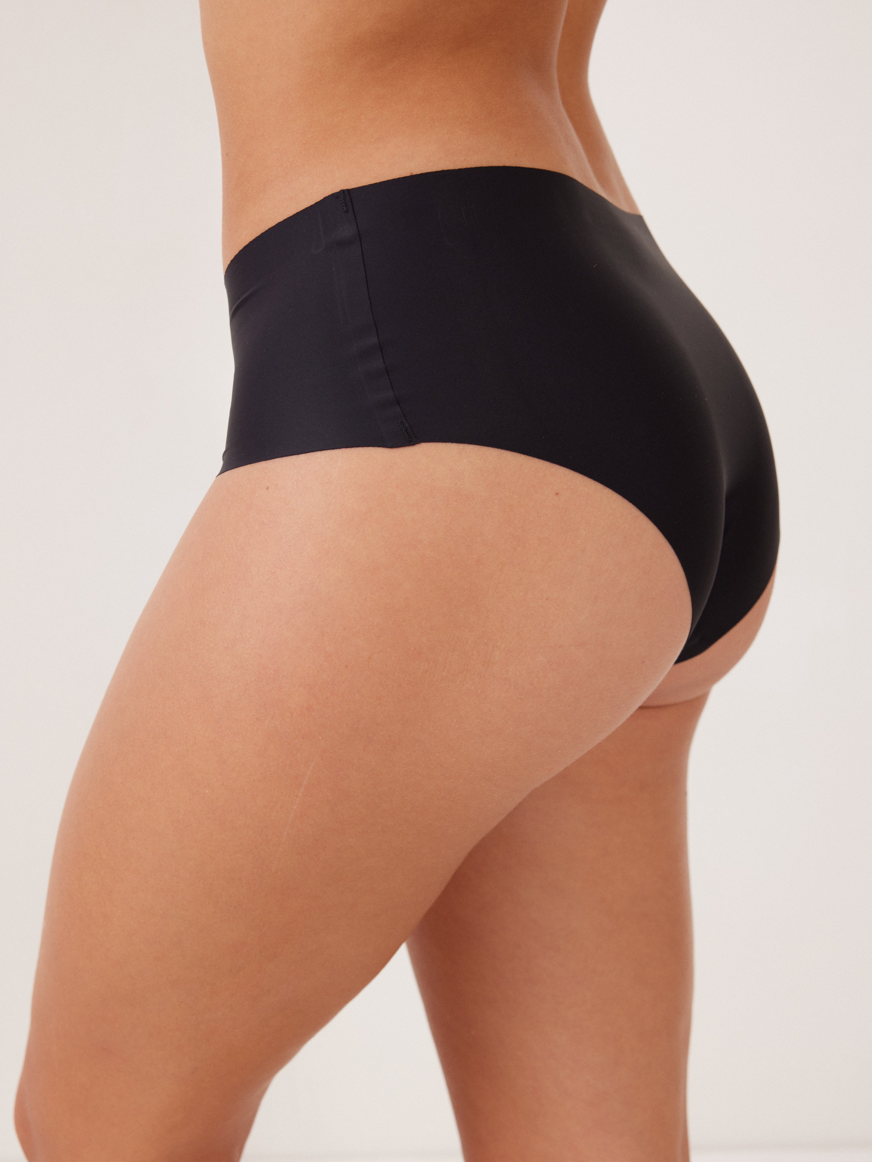 תחתון ביקיני CLEAN CUT בוניטה - שחור
