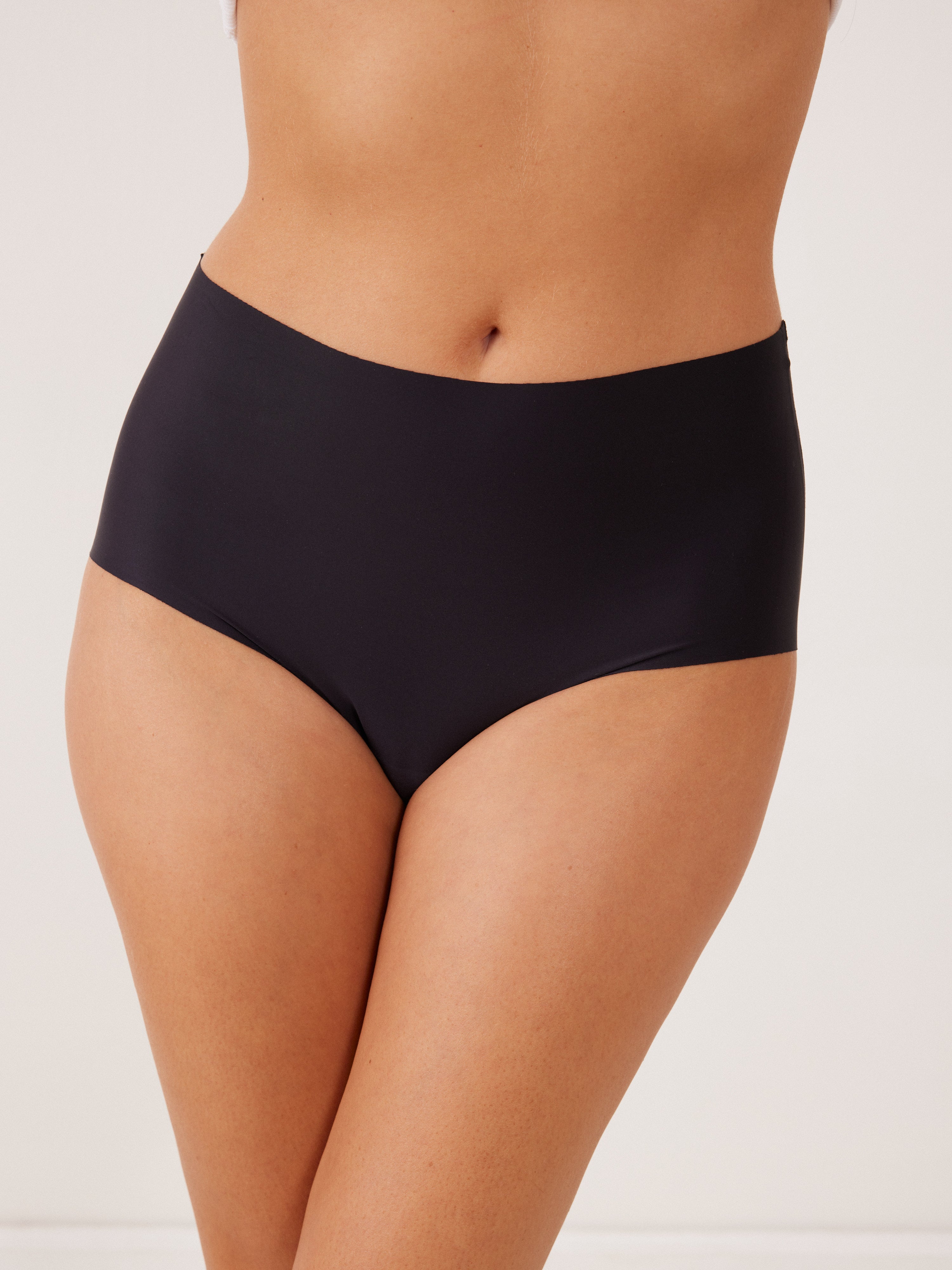 תחתון מקסי CLEAN CUT בוניטה - שחור