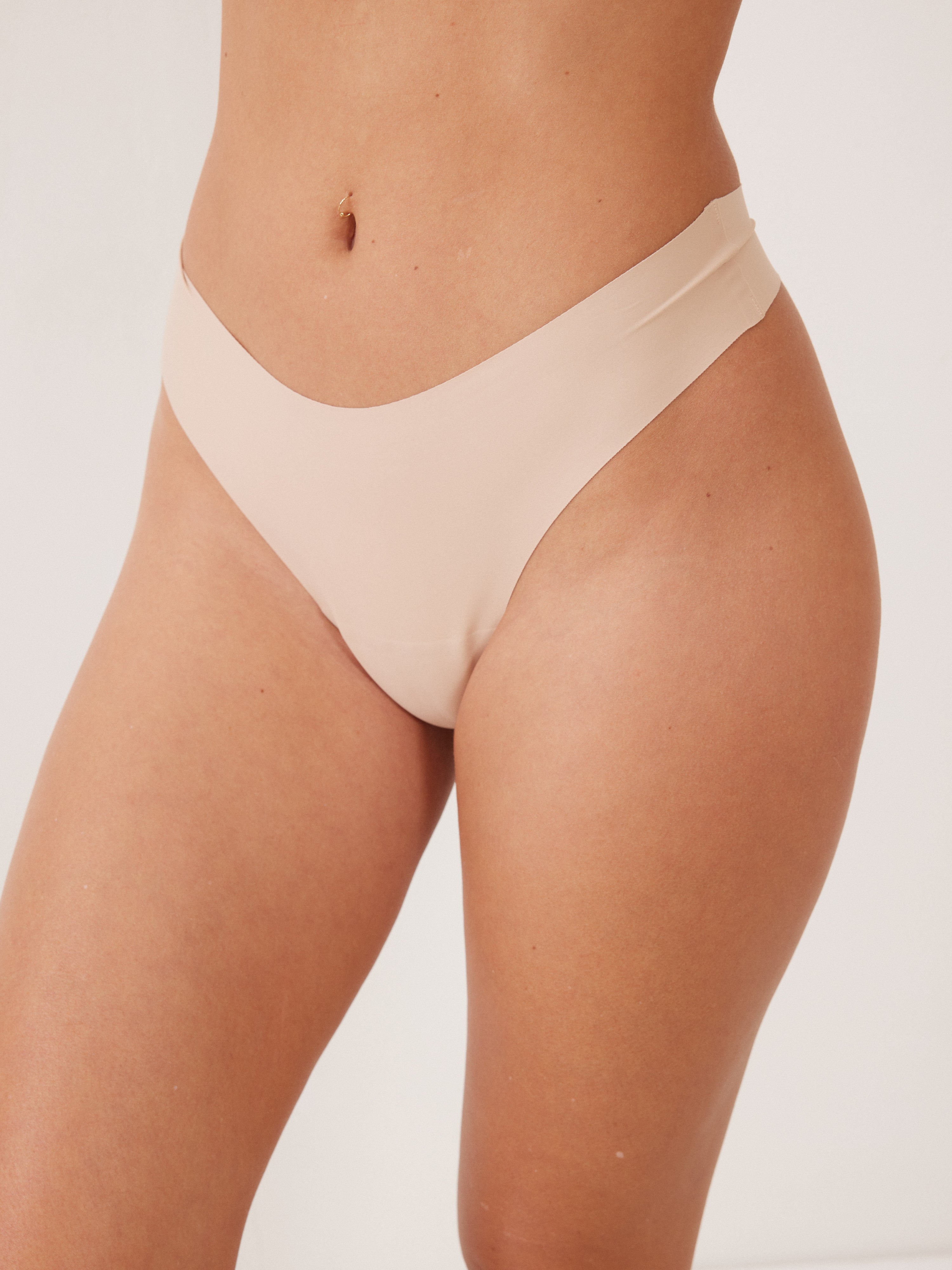 תחתון חוטיני CLEAN CUT בוניטה - שמפניה