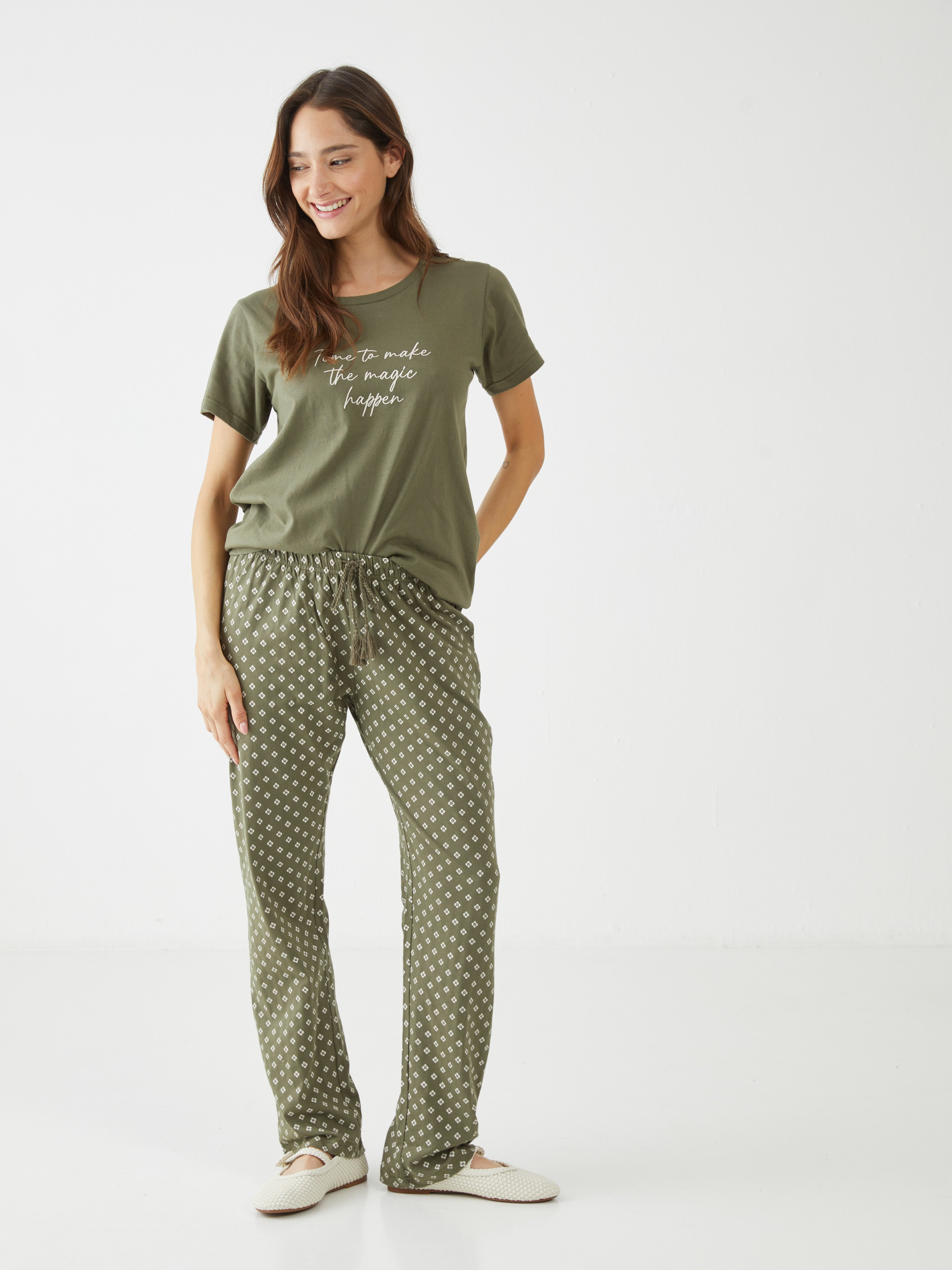 פיגמה מ.ארוך-פרחים - ירוק זית