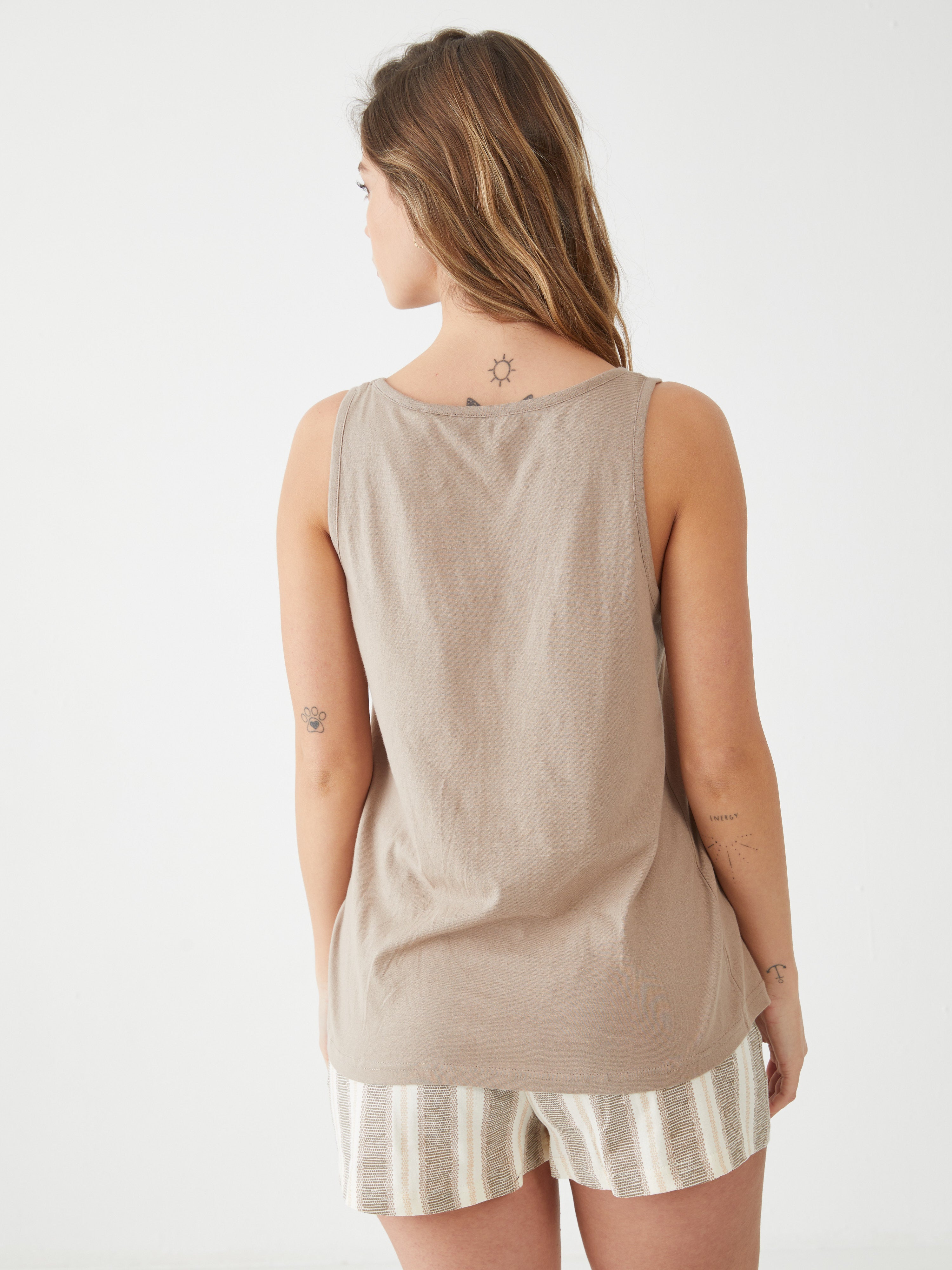 פיגמה גופיה מ.קצר- פסים - קפה