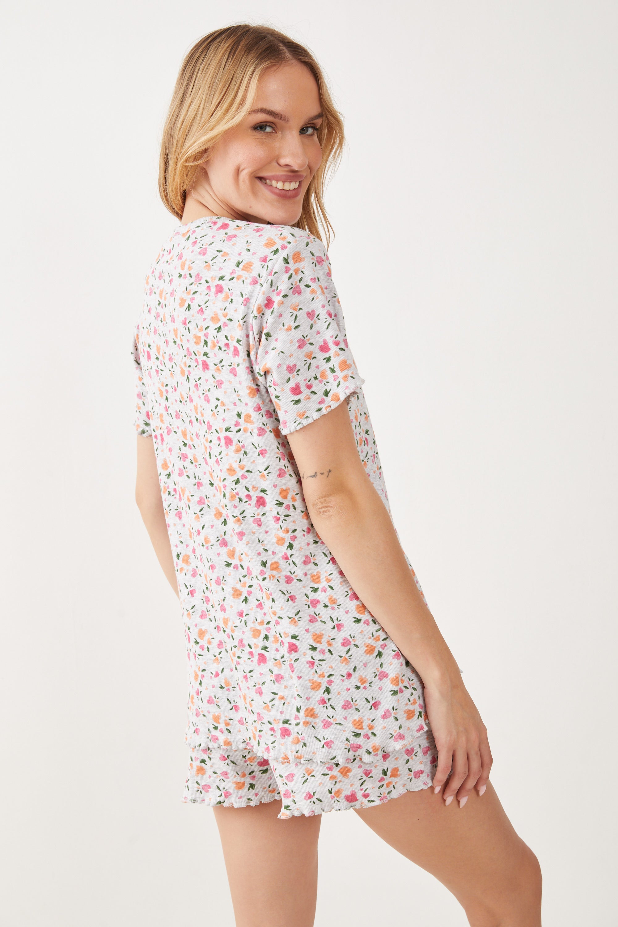 פיג'מה קצרה ריב- פרחונית