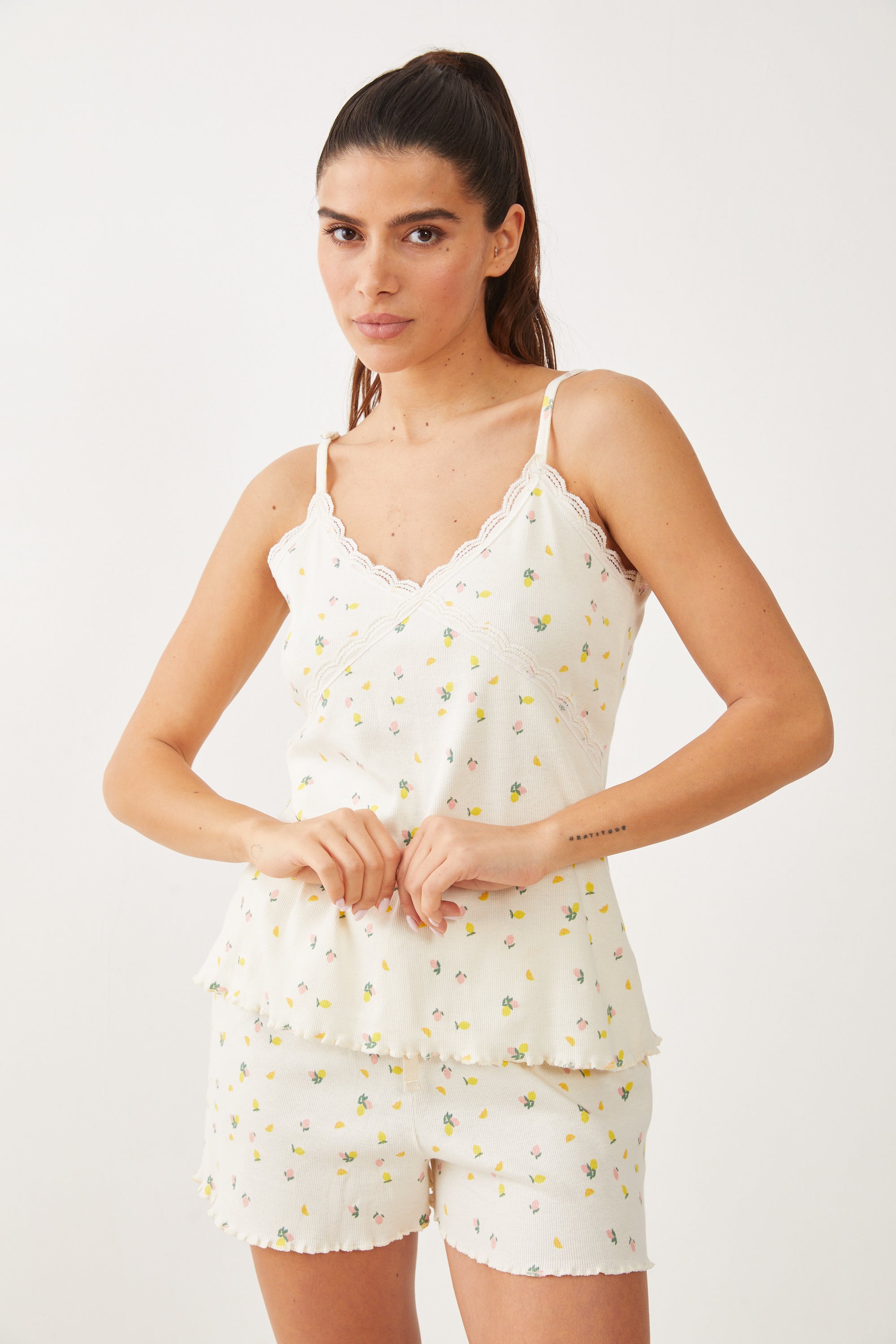 פיג'מה גופייה ריב- פרחונית