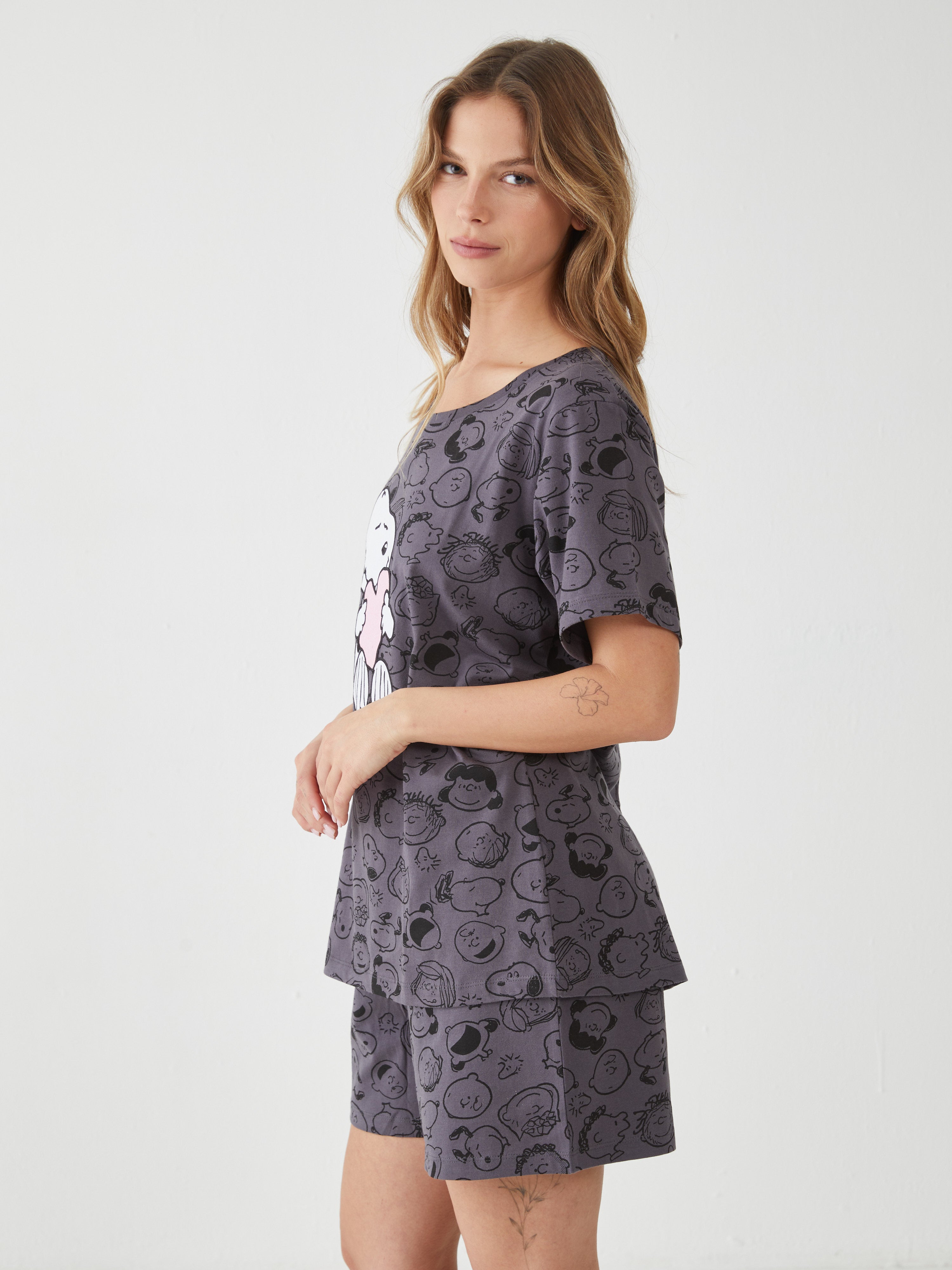 פיגמה כותנה מ.קצר- סנופי לב וחברים - אפור כהה