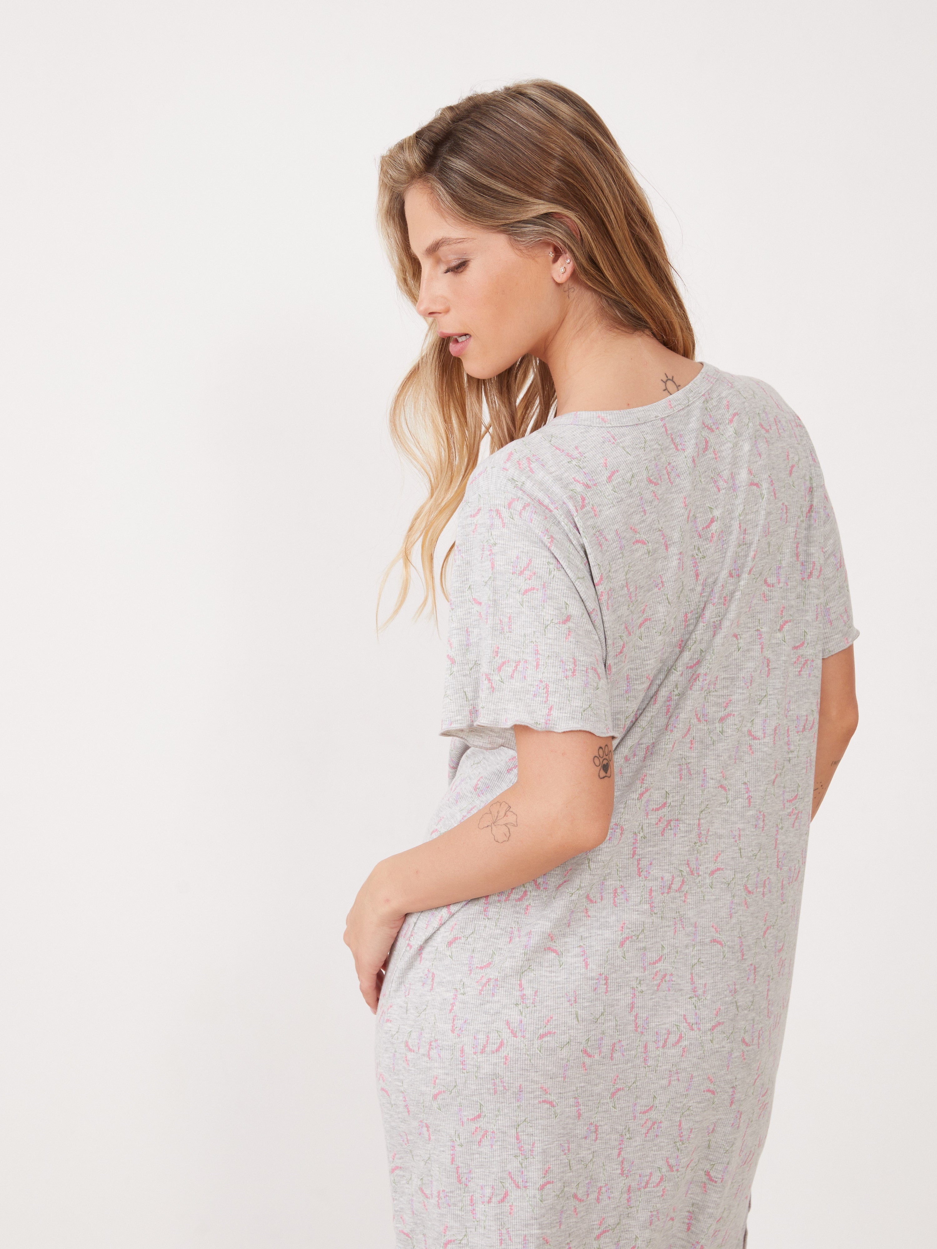 טהבד כותונת ריב--פרחים קטנים אפור מלאנז