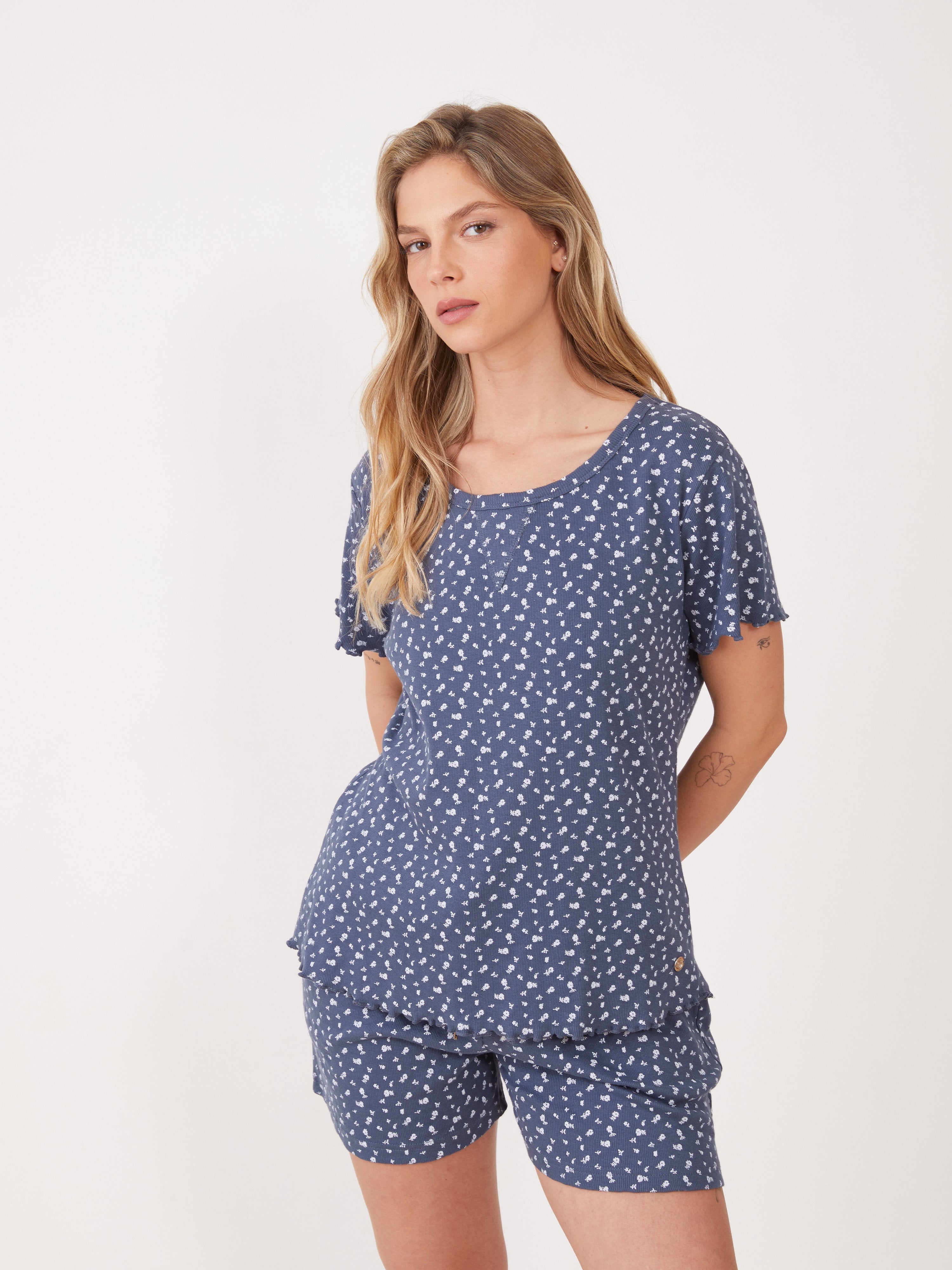 טהבד ריב מ.קצר-פרחים - כחול ג'ינס