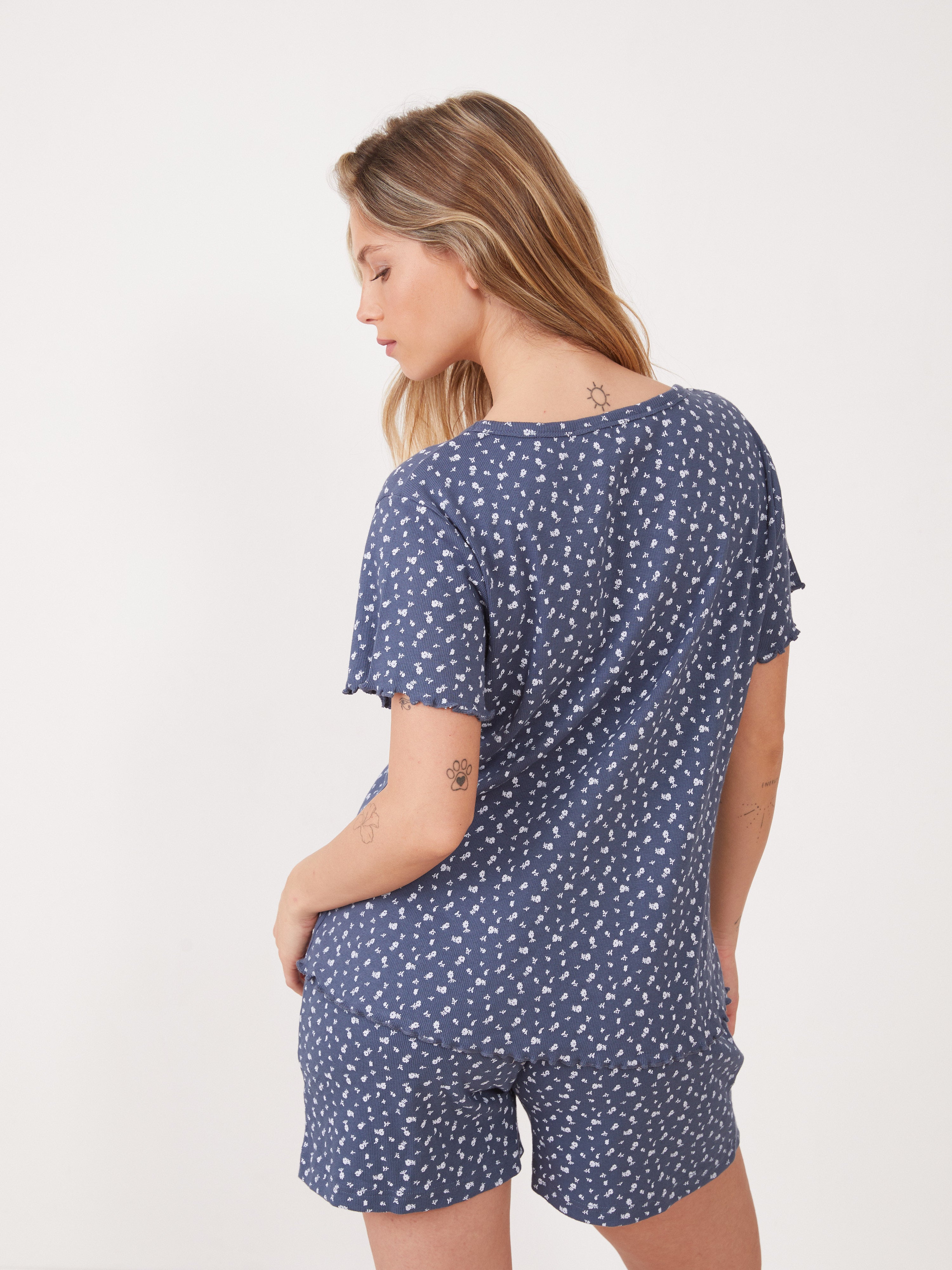 טהבד ריב מ.קצר-פרחים - כחול ג'ינס