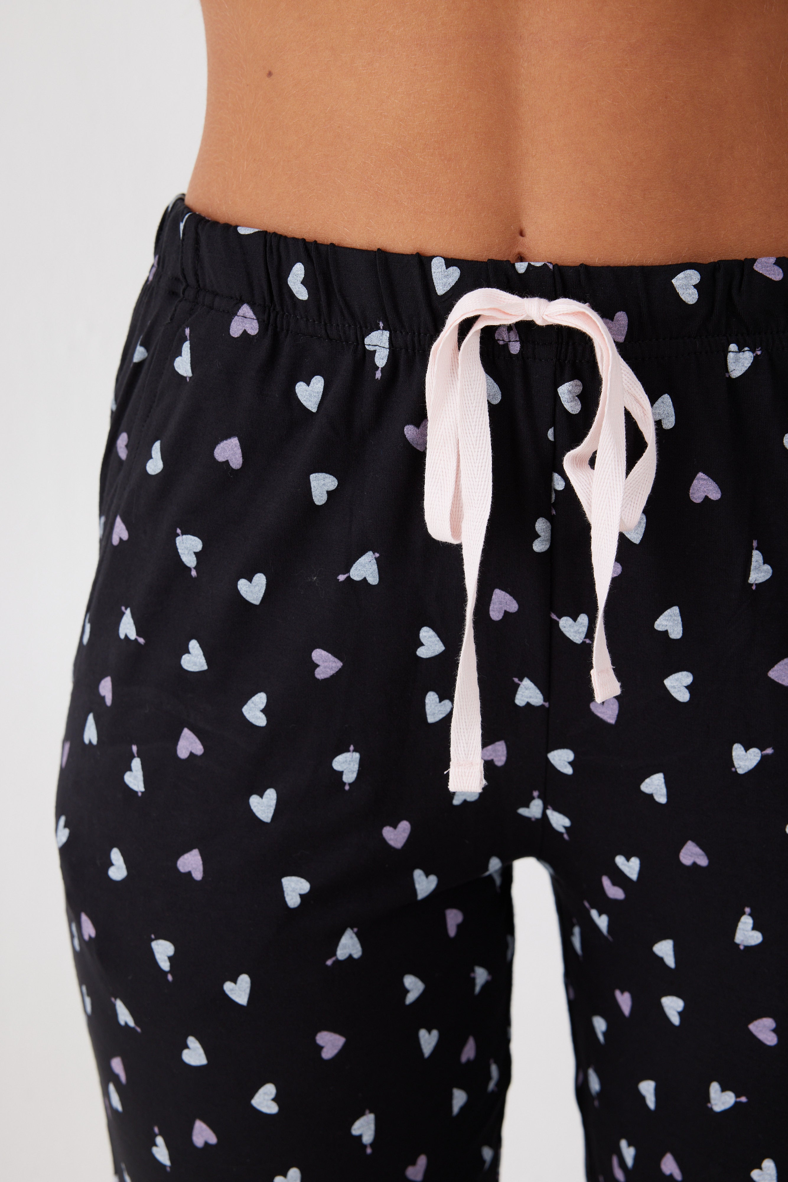 פיג'מה מכופתרת ויסקוזה - שחור