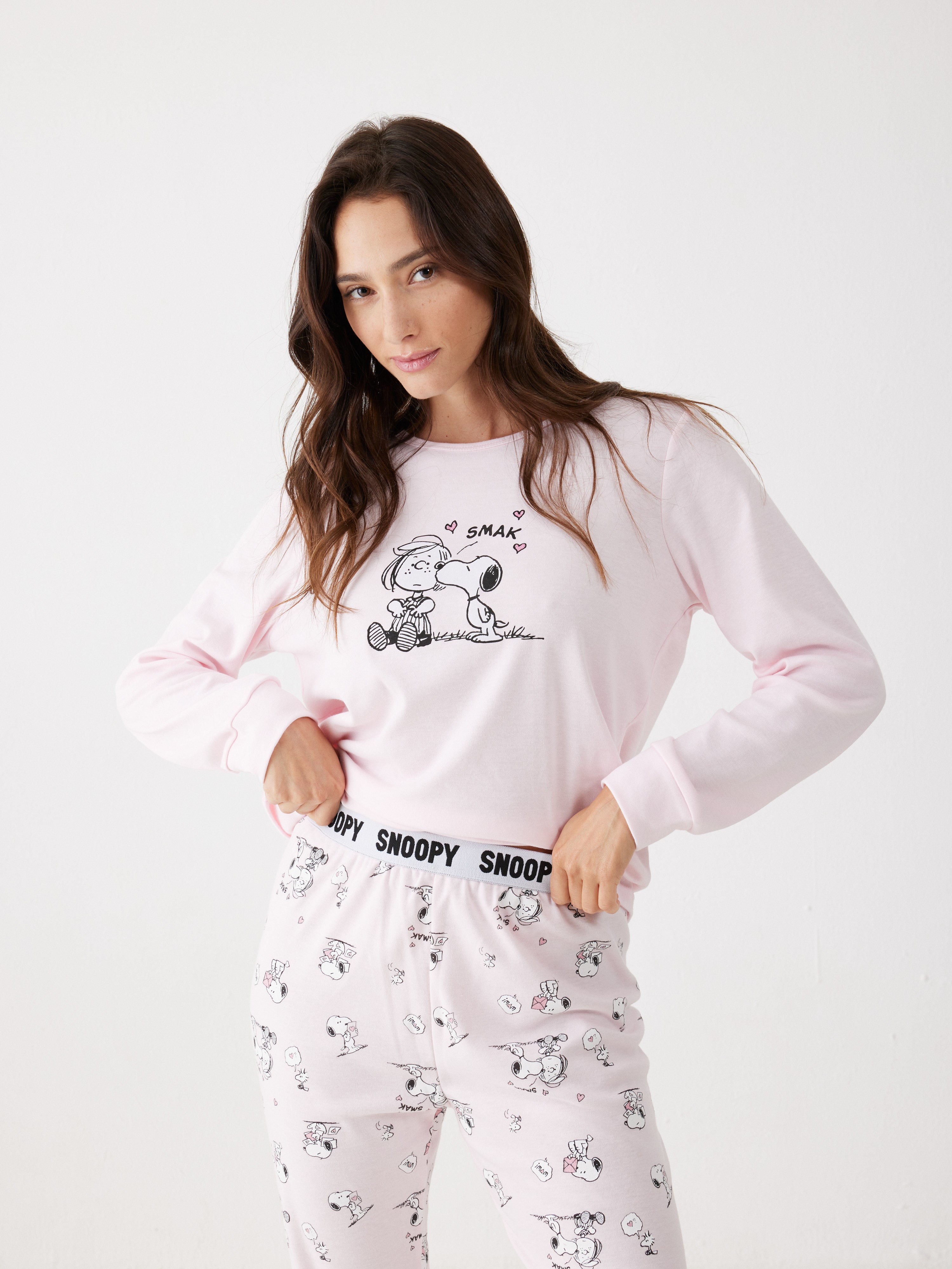 פיג'מה סנופי אינטרלוק - ורוד