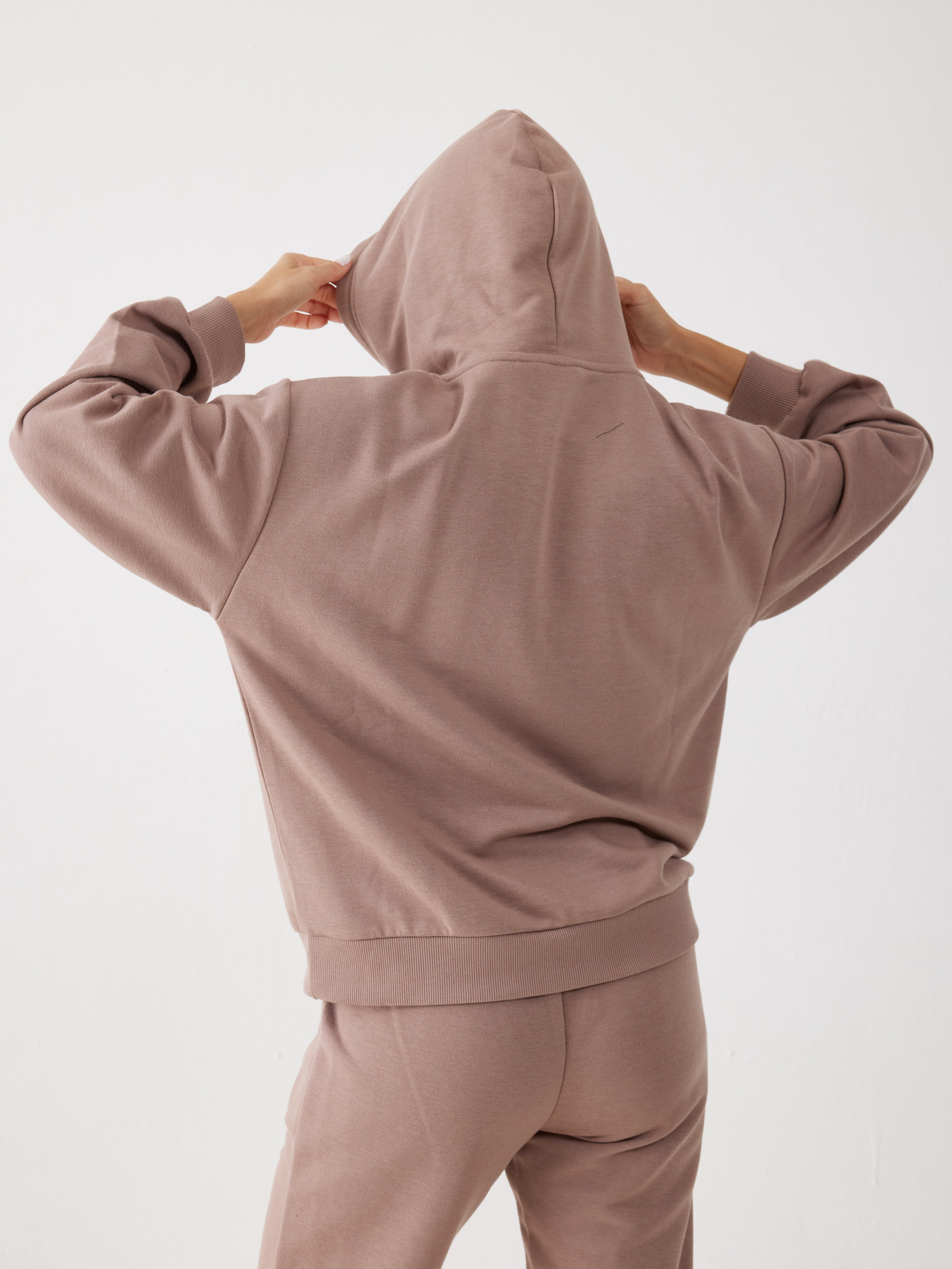 חליפת פנאי קפוצ'ון פרנץ' טרי - קפה