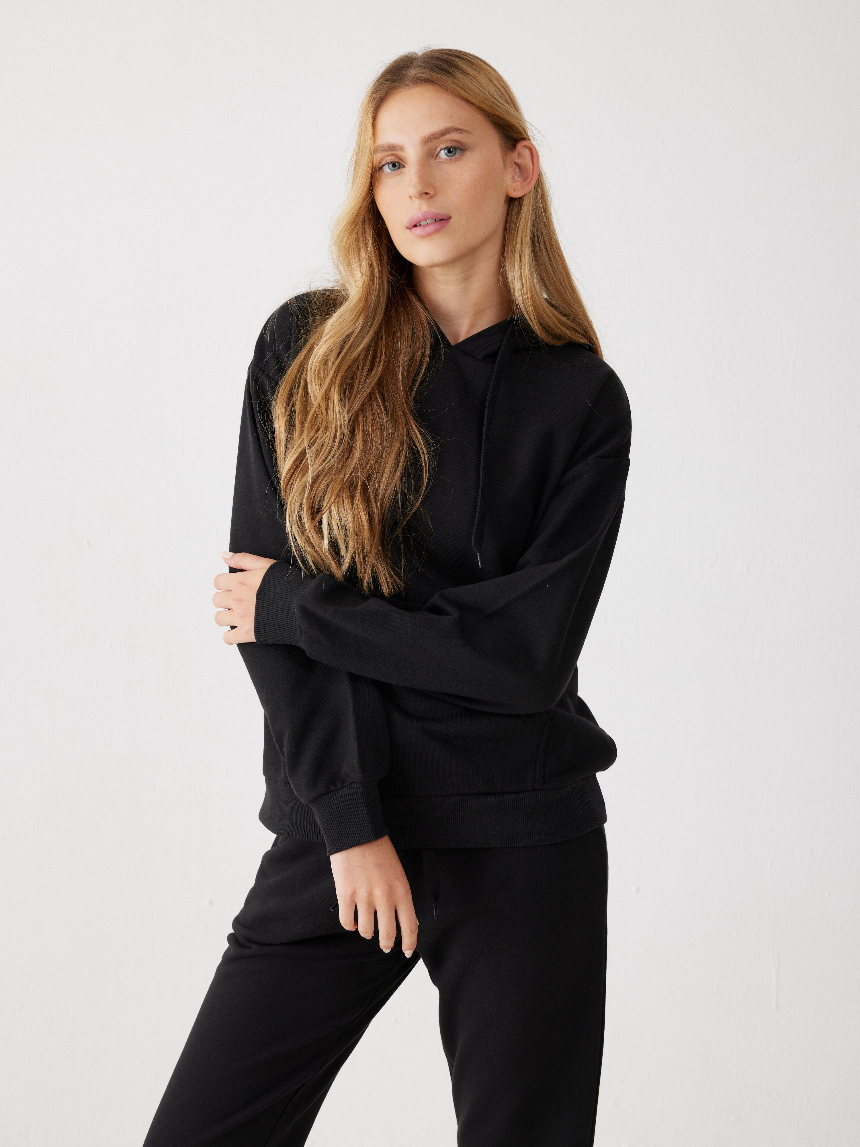 חליפת פנאי קפוצ'ון פרנץ' טרי - שחור