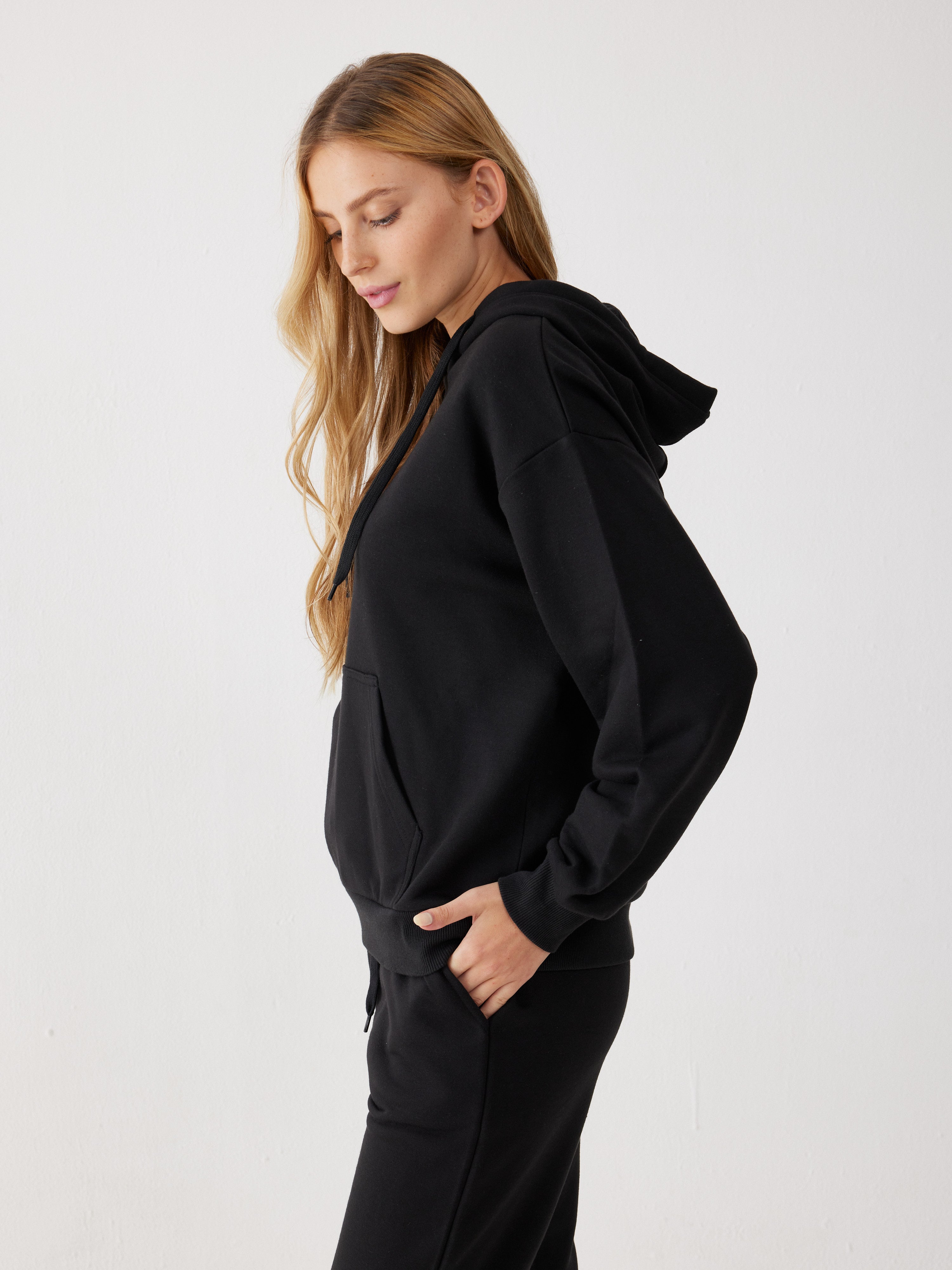 חליפת פנאי קפוצ'ון פרנץ' טרי - שחור