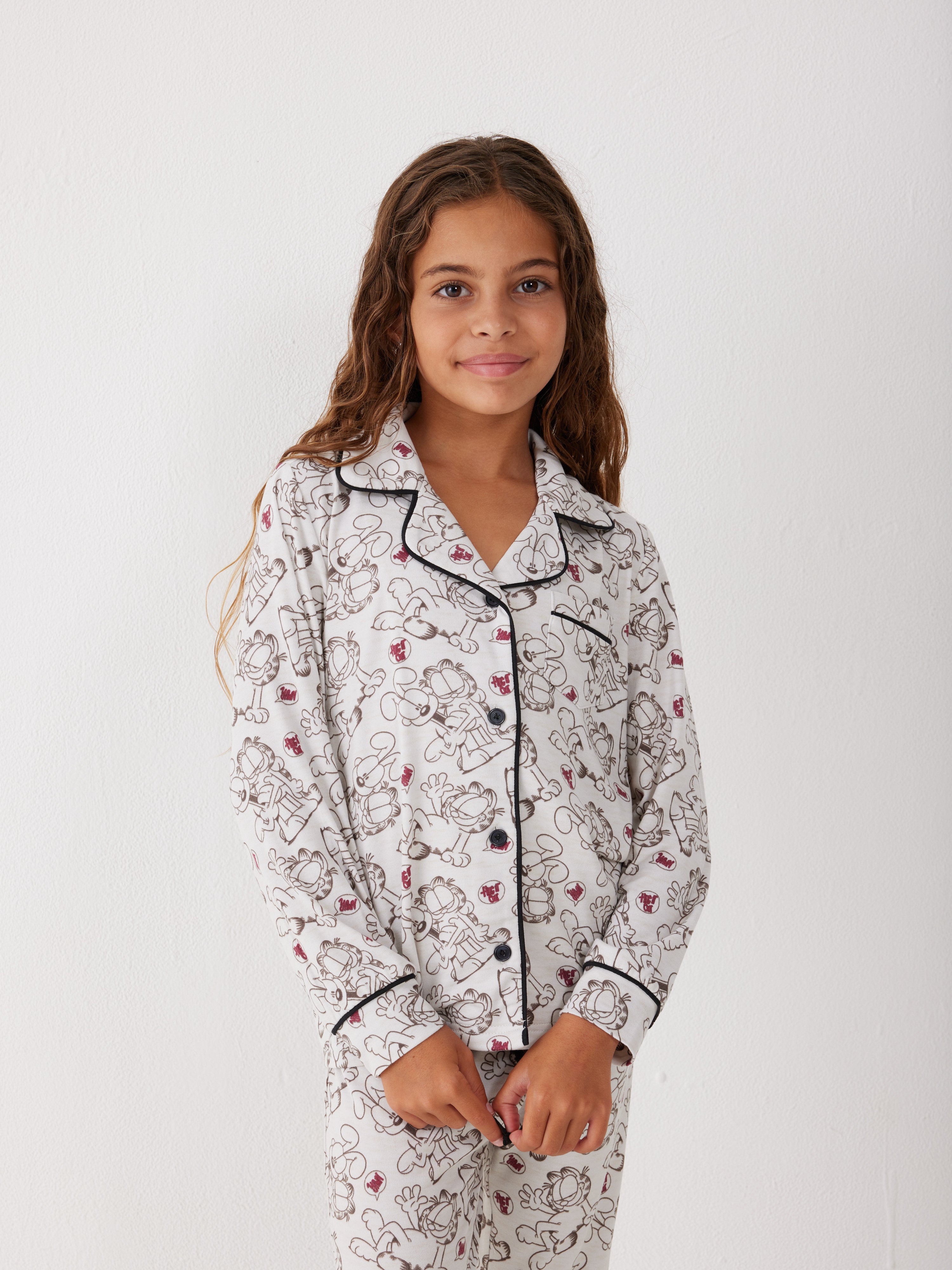 פיג'מה מכופתרת-ילדות גארפילד יאמי - בז'