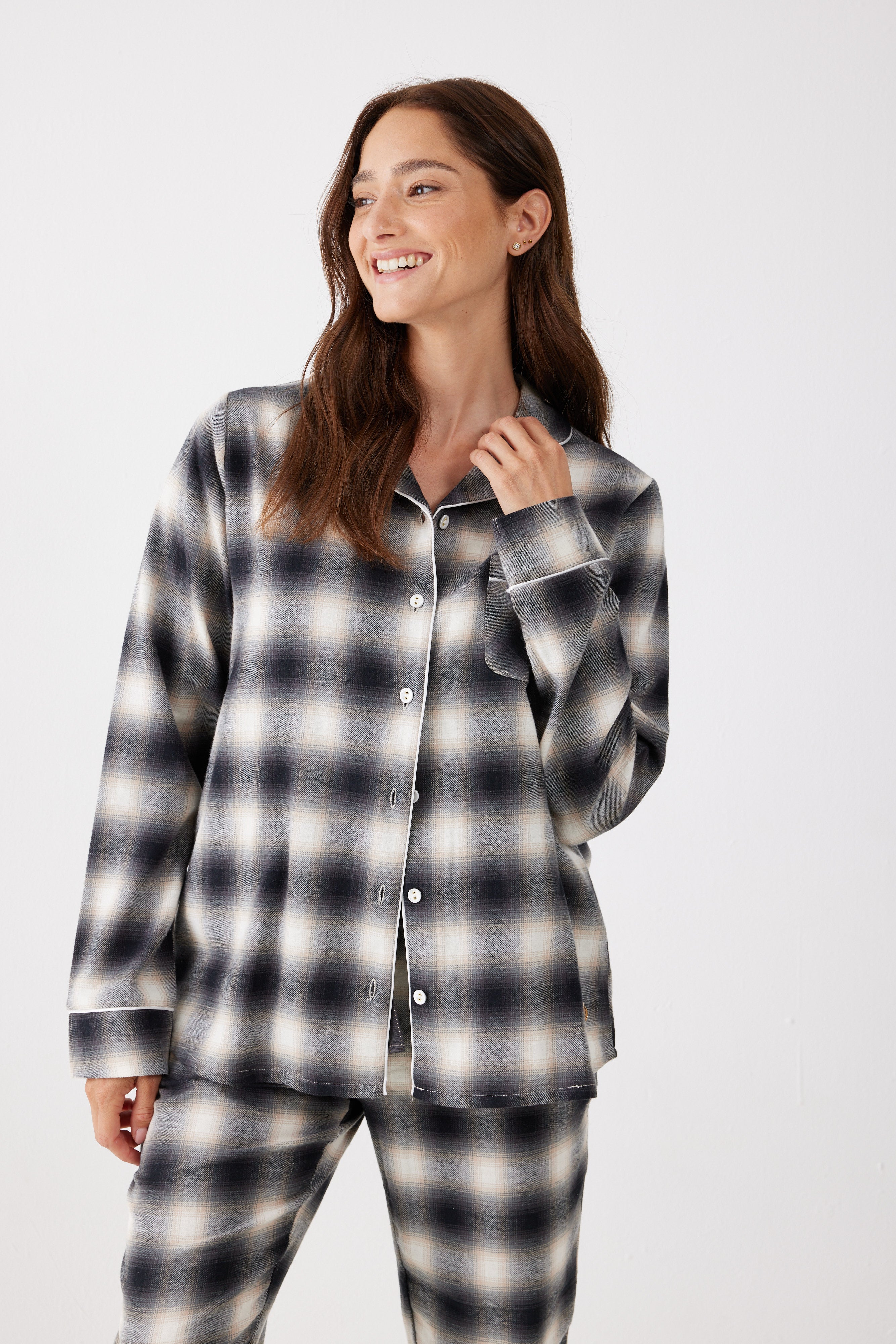 פיג'מה מכופתרת משבצות פלאנל - אפור כהה