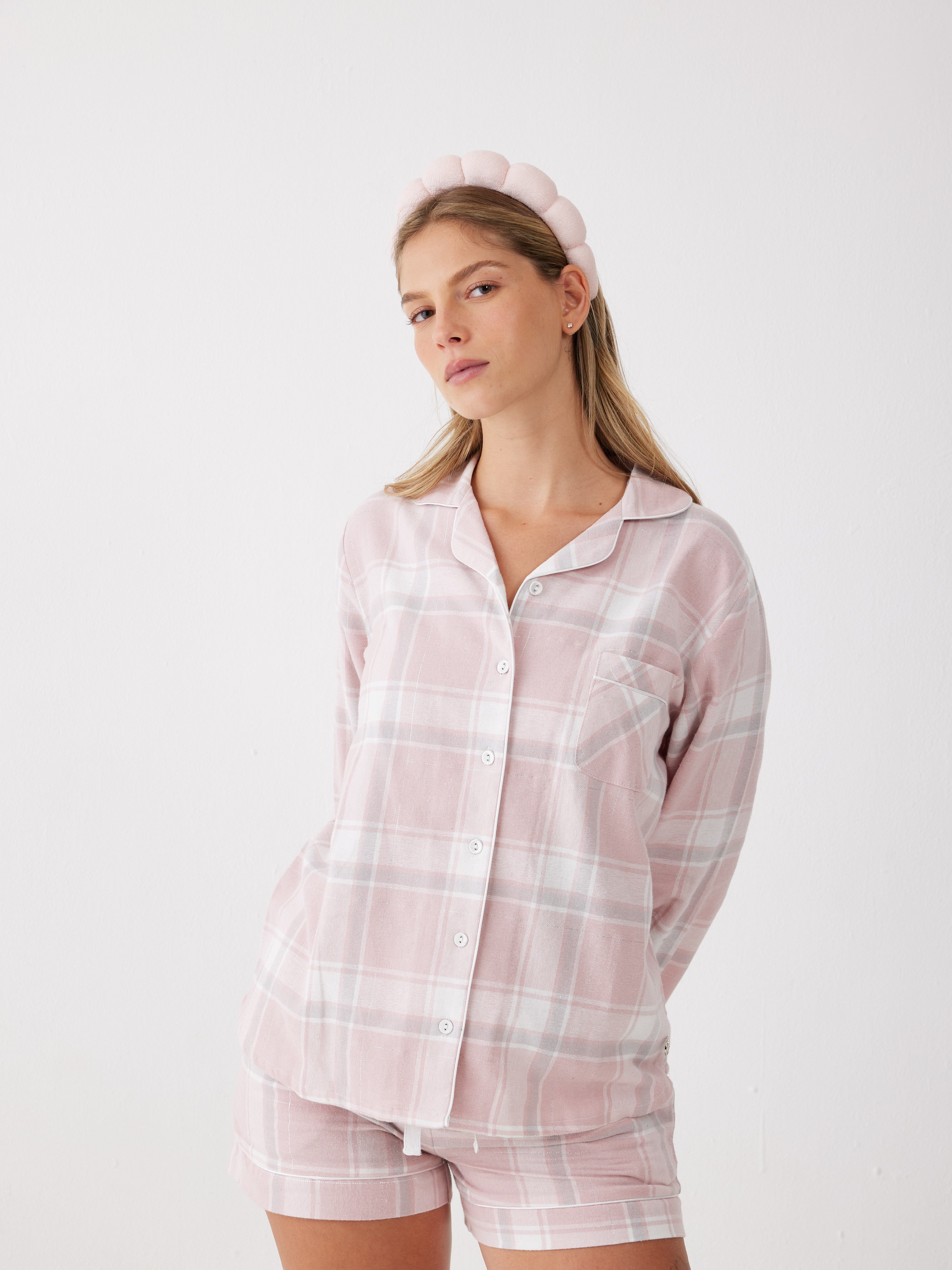 פיג'מת פלנל מכופתרת מכנס קצר - ורוד מעושן