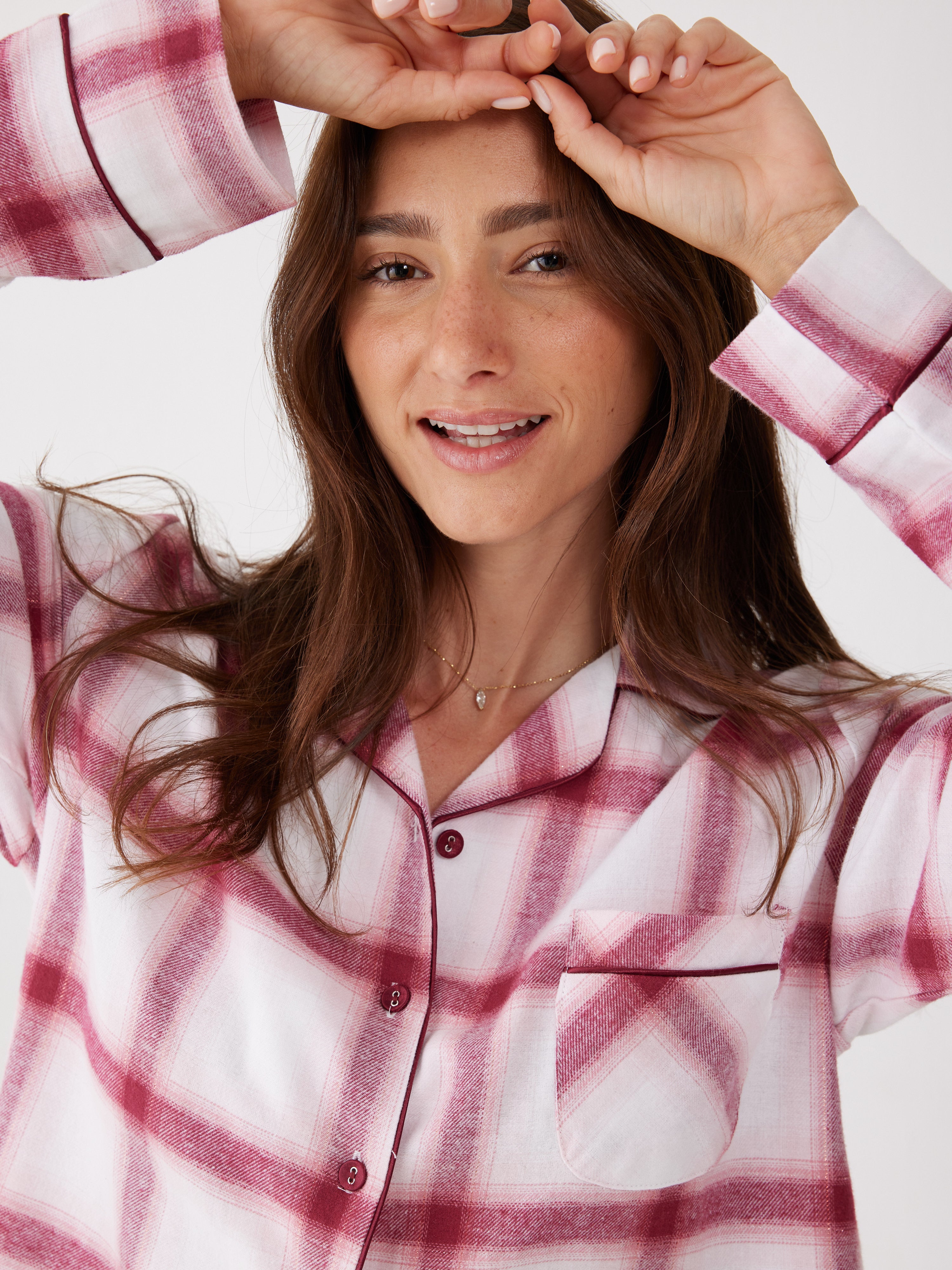 פיג'מה קצרה מכופתרת משבצות פלאנל - בורדו**