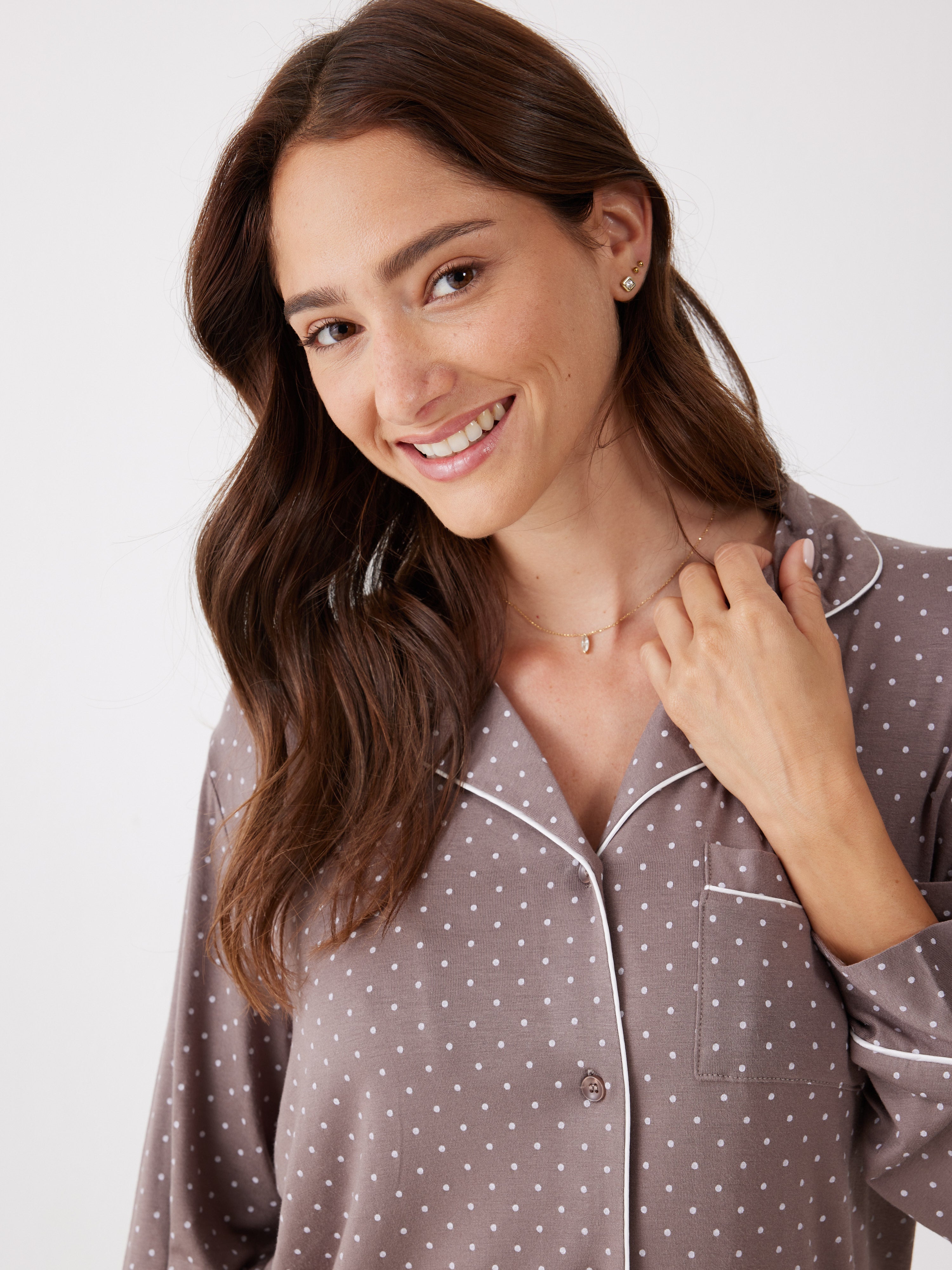 פיג'מה מכופתרת נקודות ויסקוזה - חום