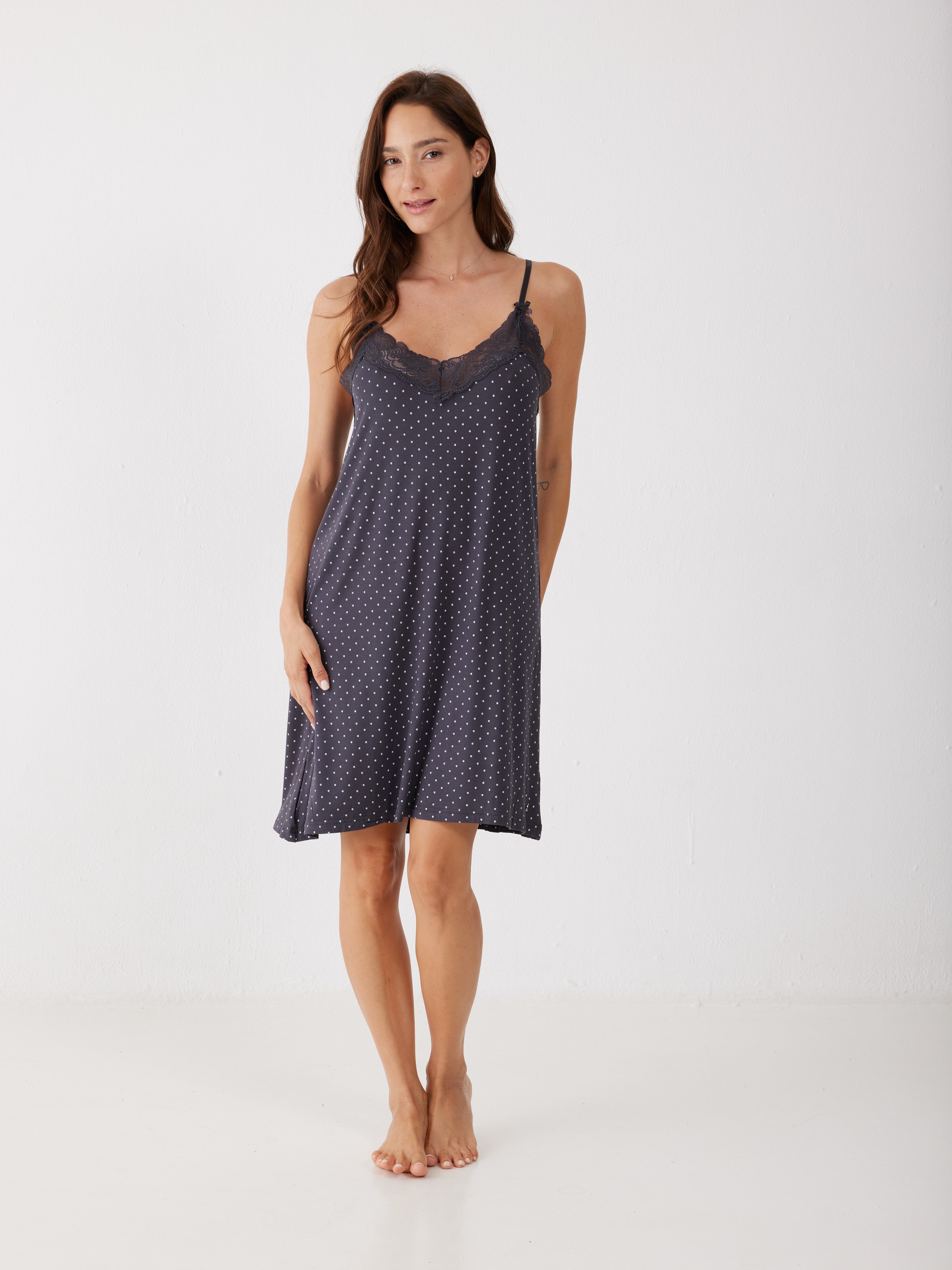 כותונת כתפיות נקודות ויסקוזה - אפור כהה