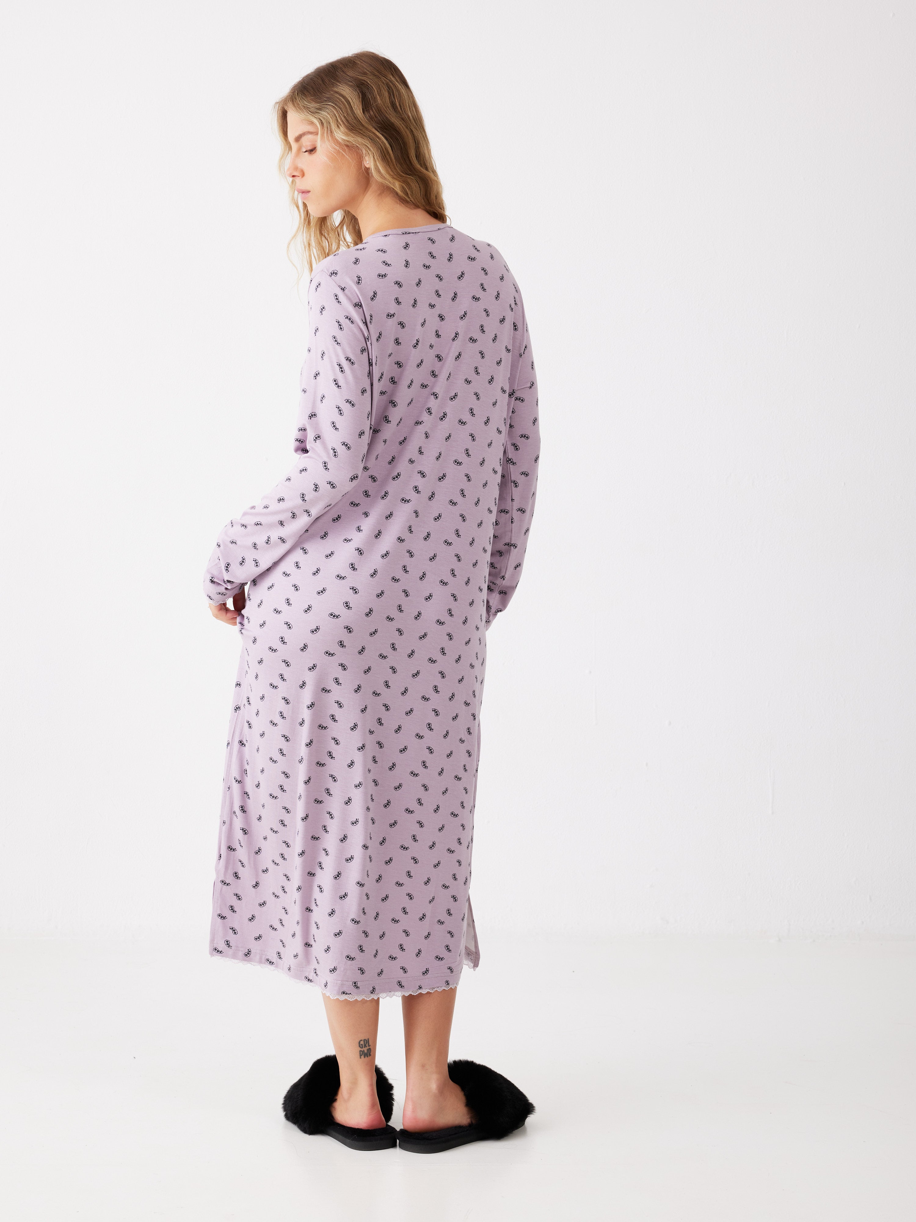 כותונת הדפס ויסקוזה - סגול מעושן