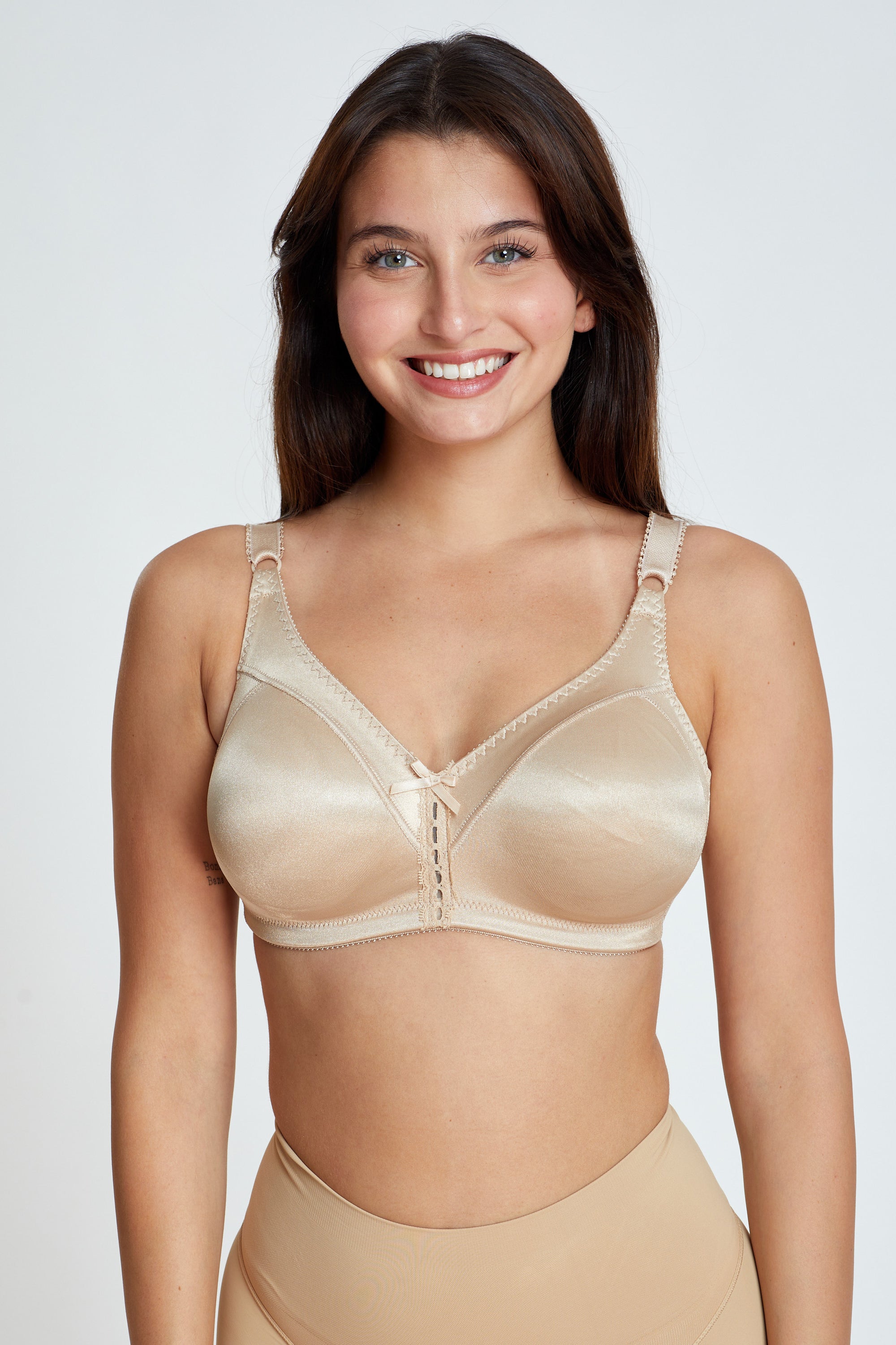 חזייה ללא ברזל למידות גדולות*