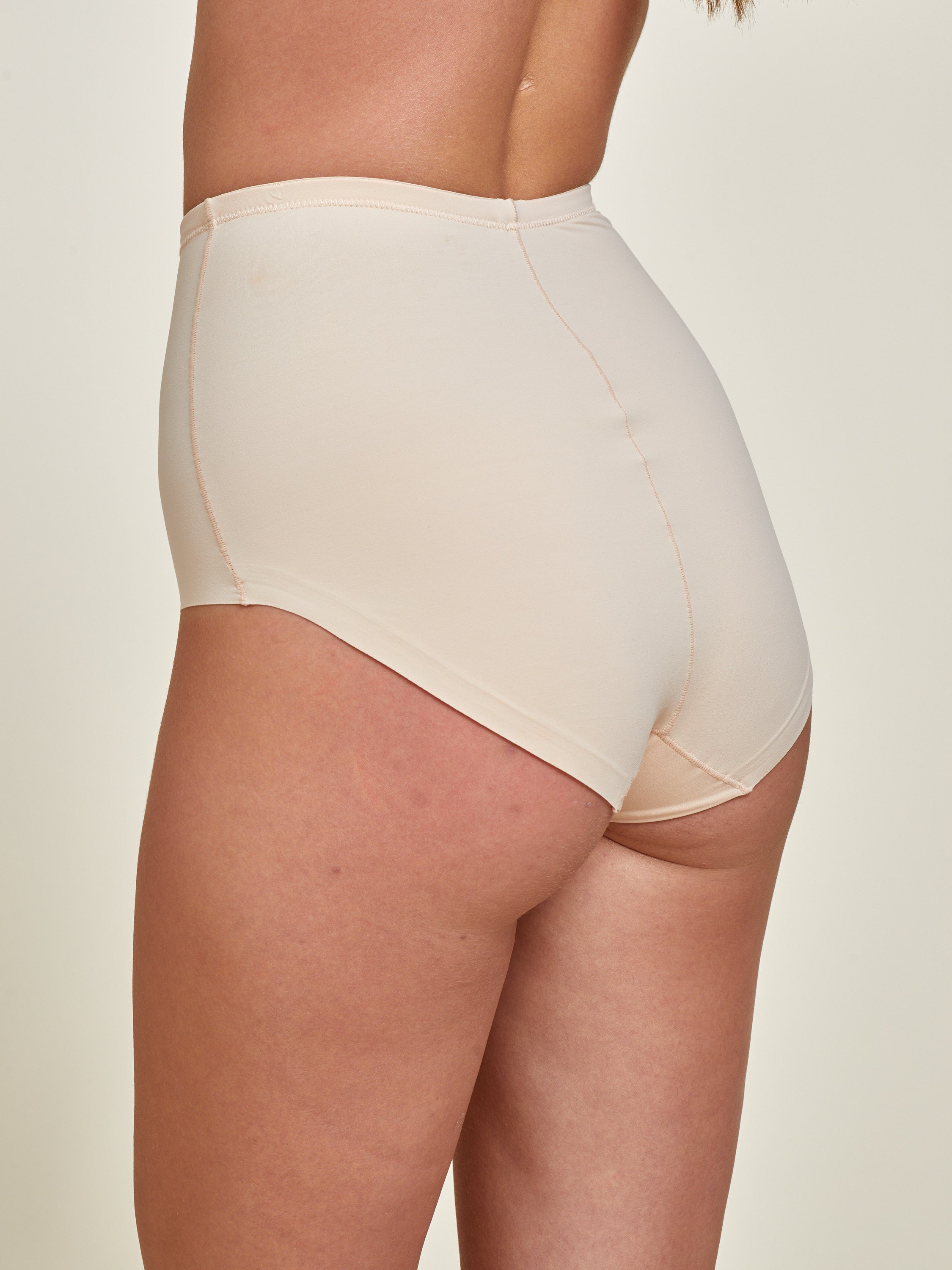 תחתון מיקרופייבר מחטב