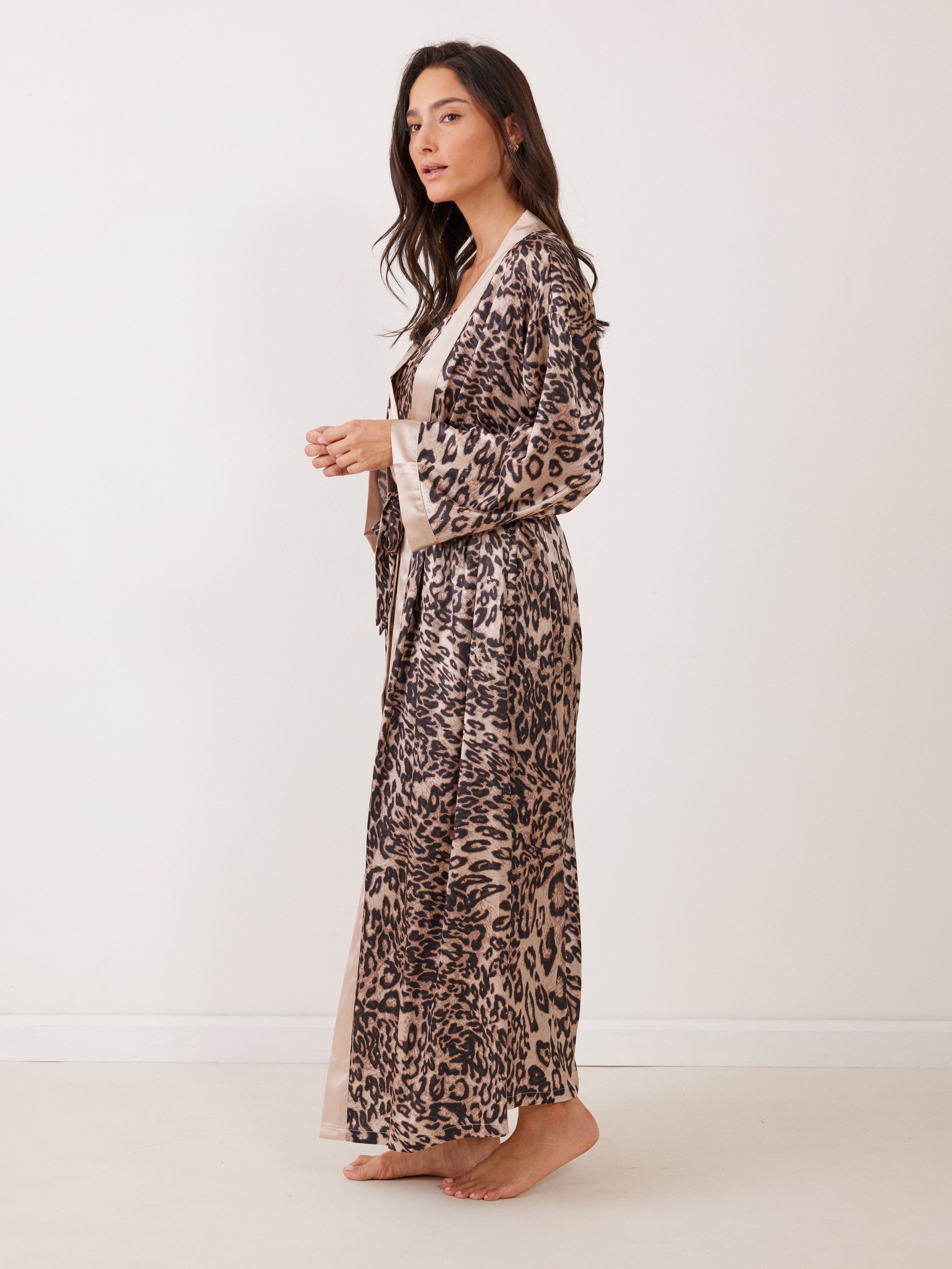 חלוק מקסי מודפס - מנומר