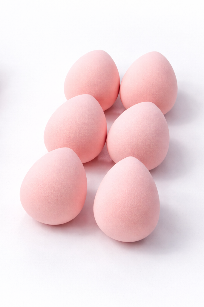 מארז 12 ספוגיות איפור - צבע יינתן לפי מלאי זמין