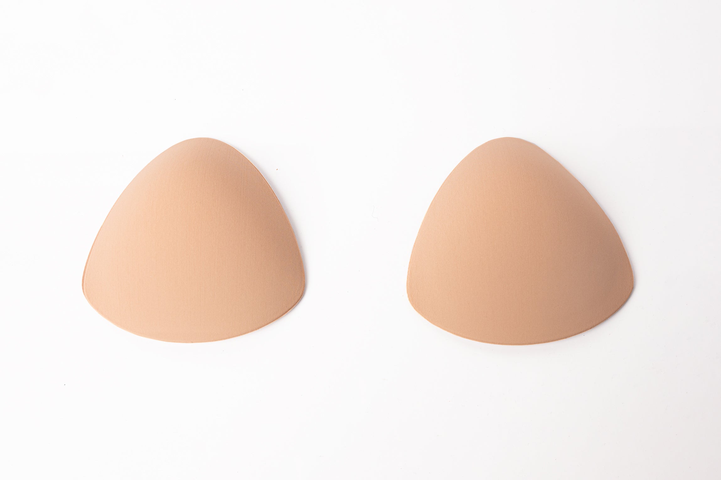 כריות פוש אפ משולשות לחזיה ללא דבק