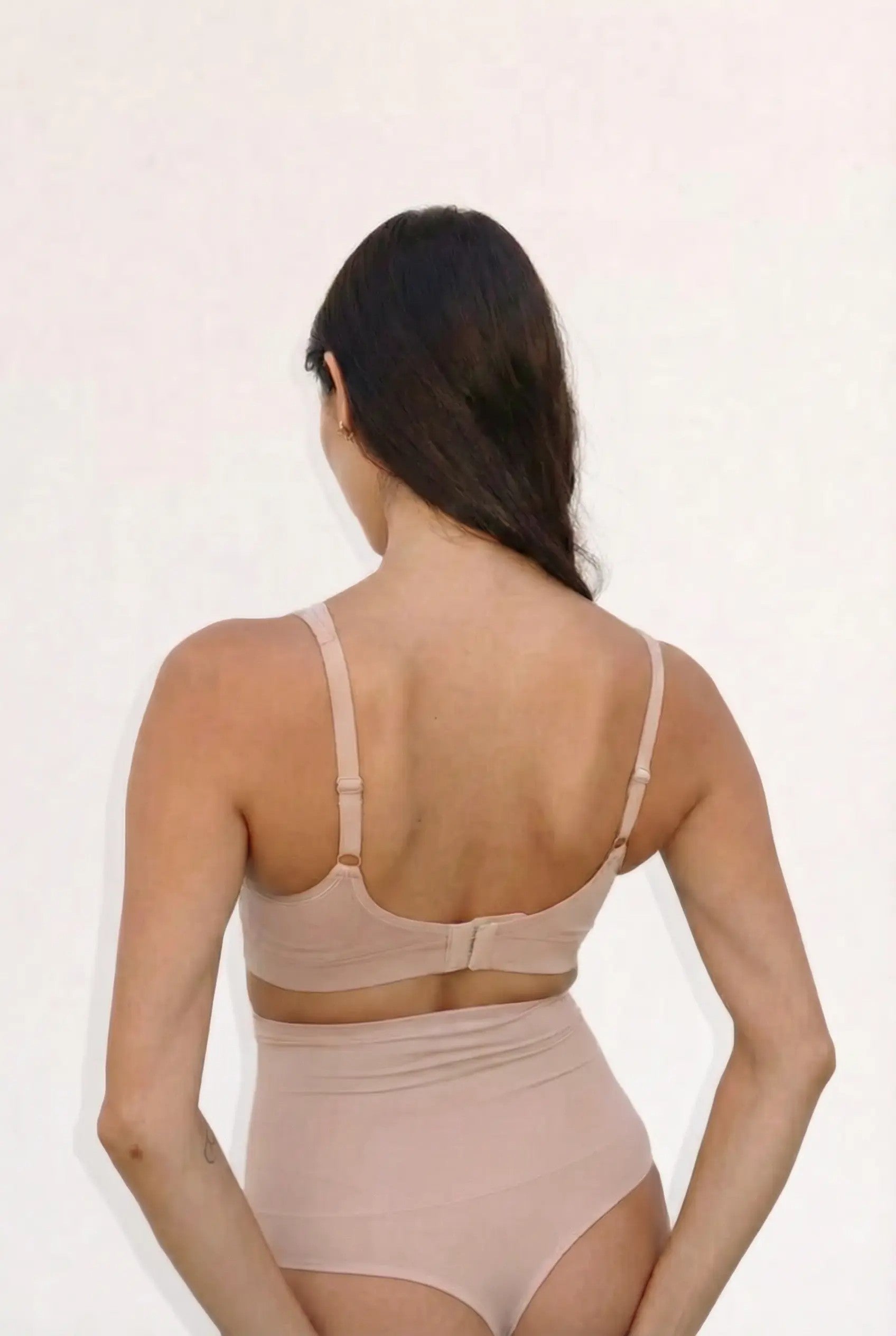 חזיית Ella Comfort Bra - גוף