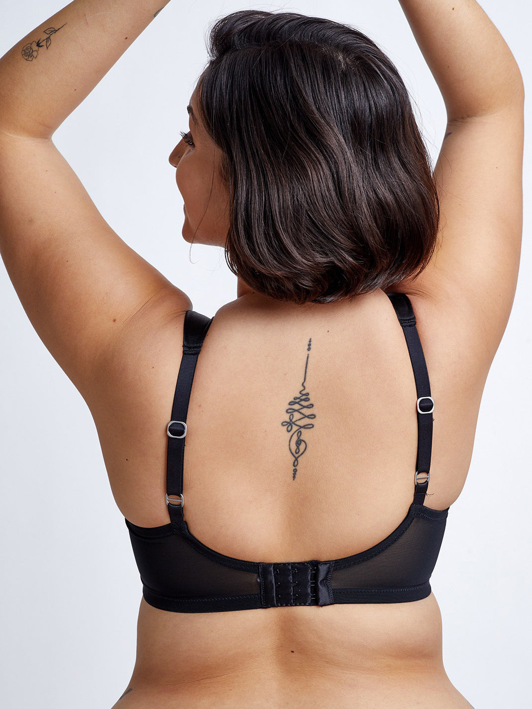 חזיית מינימייזר למידות גדולות REDUCTION - שחור