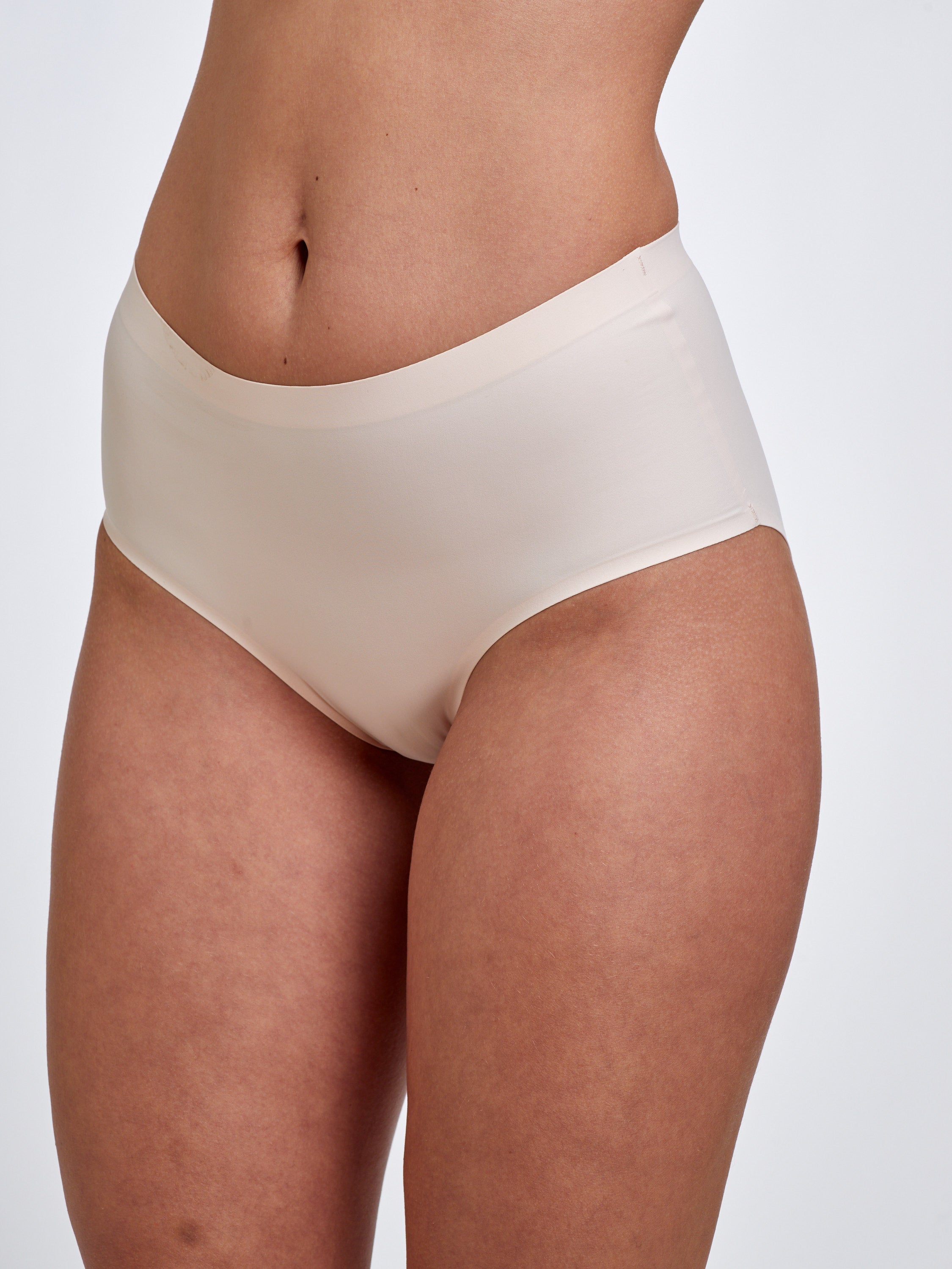 תחתון מקסי INVISIBLE - פודרה