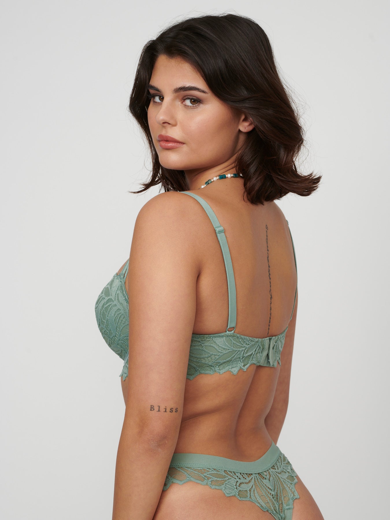 EMILIA PADDED ירוק- חזייה בריפוד קל