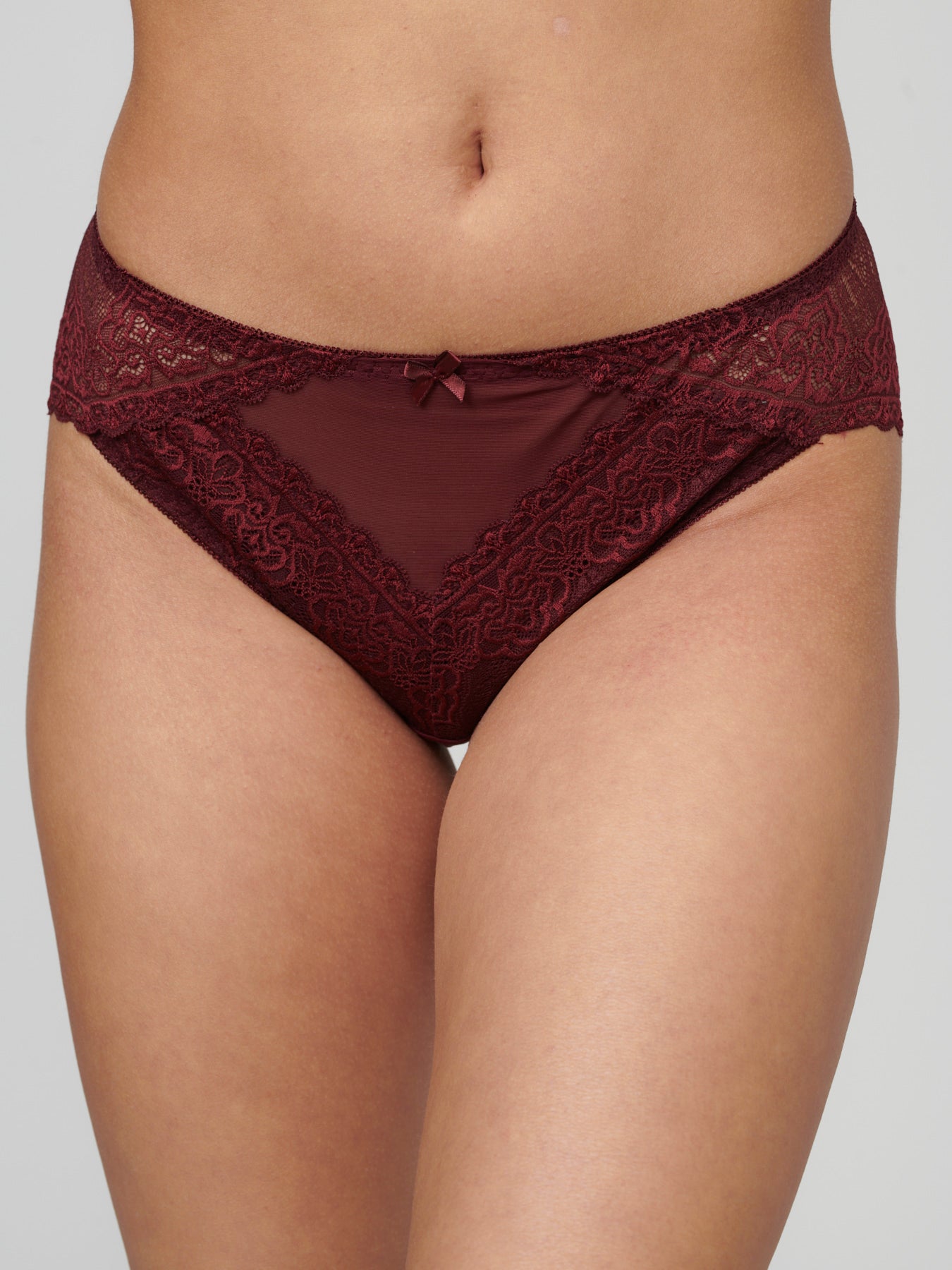 LACE MINI SLIP תחתון בגזרת