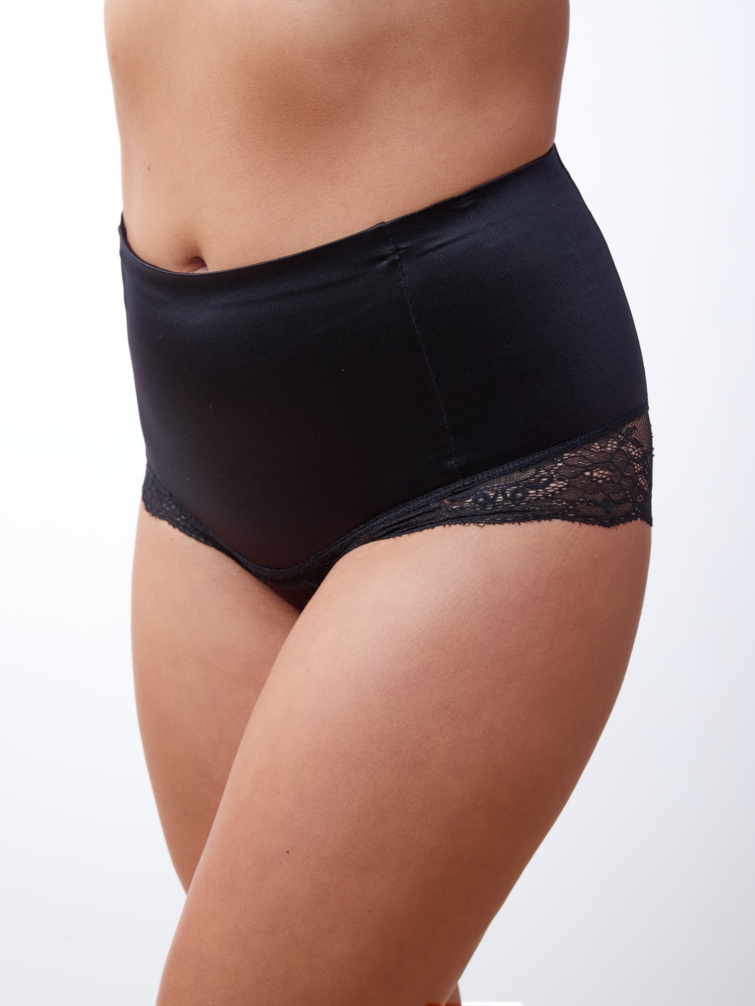 BRIEF SHAPE תחתון שלם מחטב