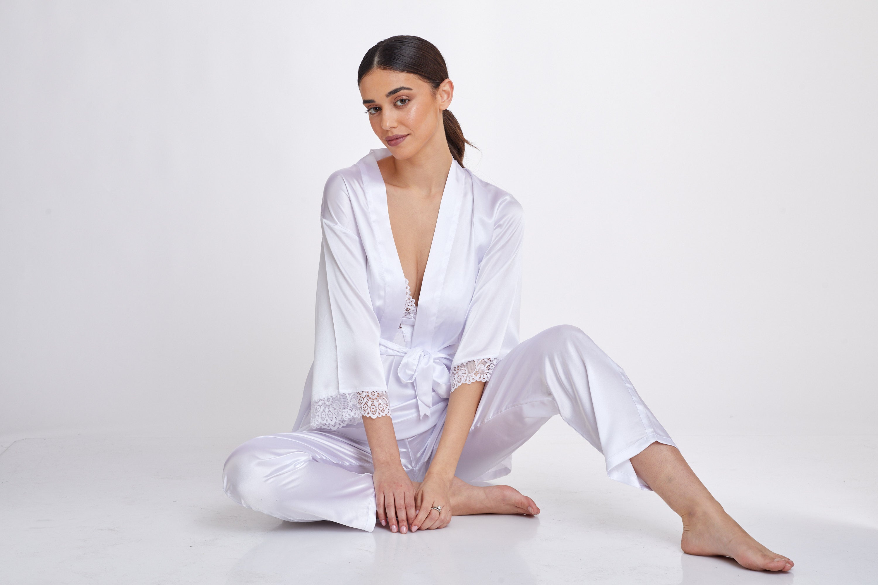 סט כלה 3 חלקים משולב עם תחרה - לבן