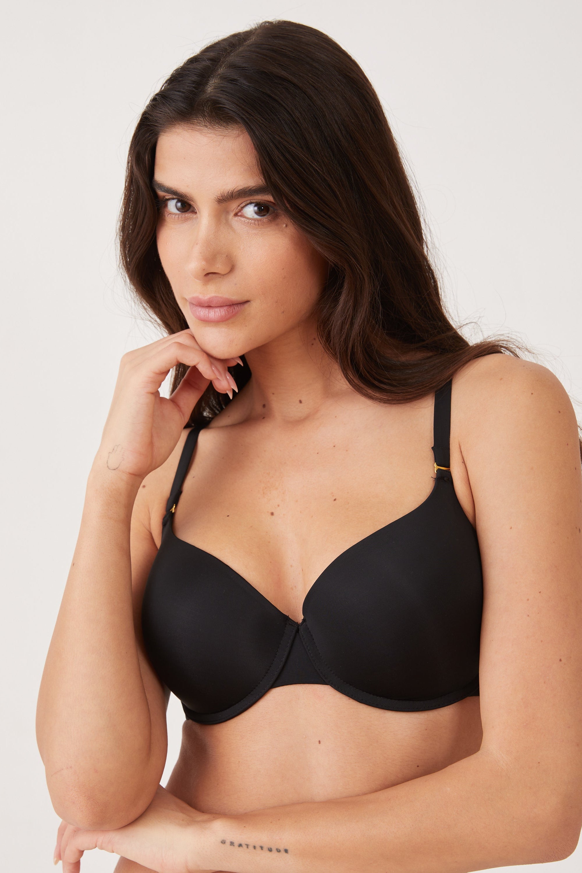 חזיית ממורי פוש אפ חלקה צבע שחור Memory Smart Bra
