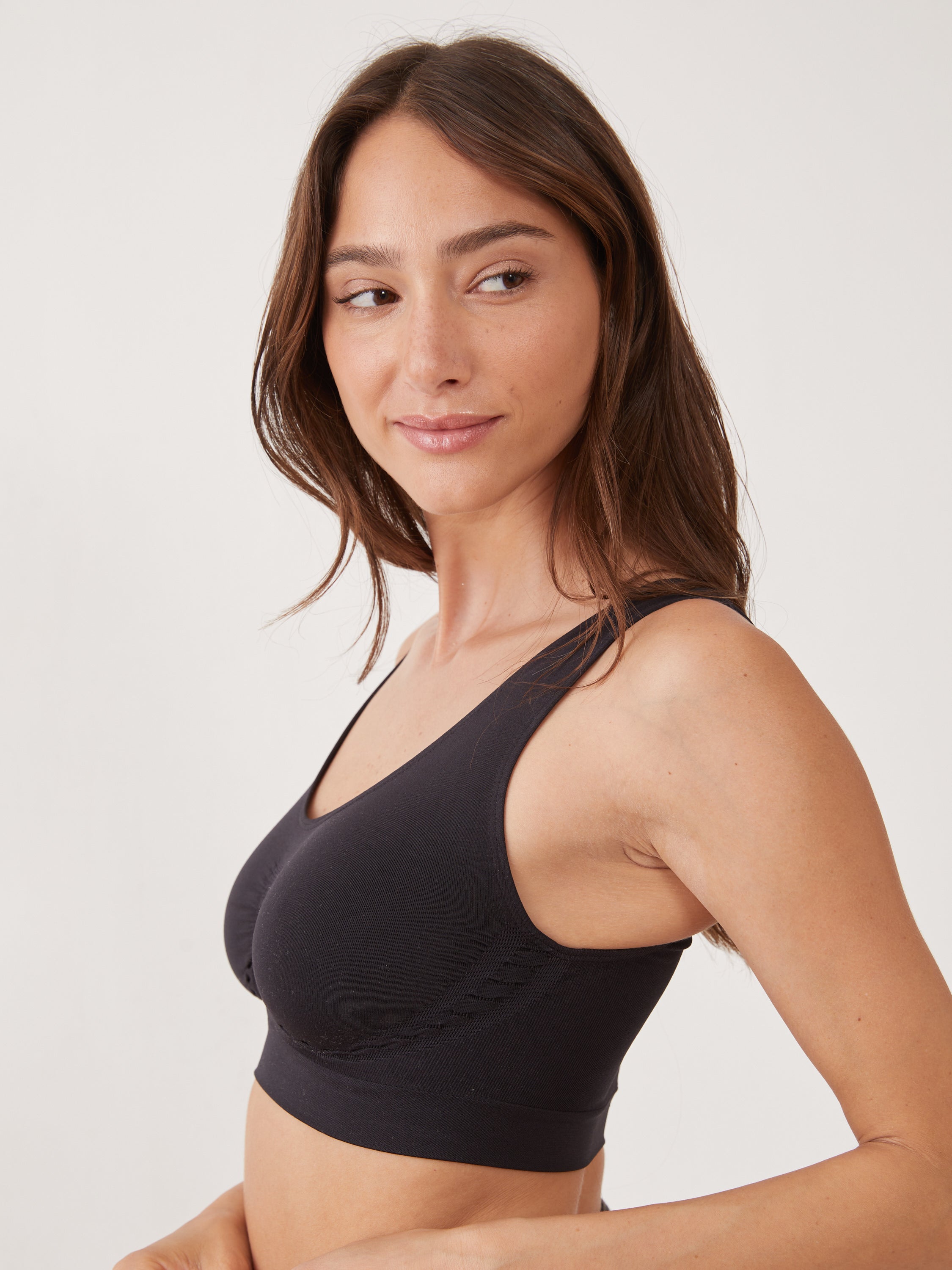 גוזיית ספורט סימלס פרש אפ - שחור