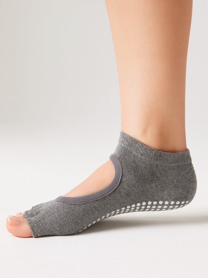 גרבי יוגה - אפור בהיר