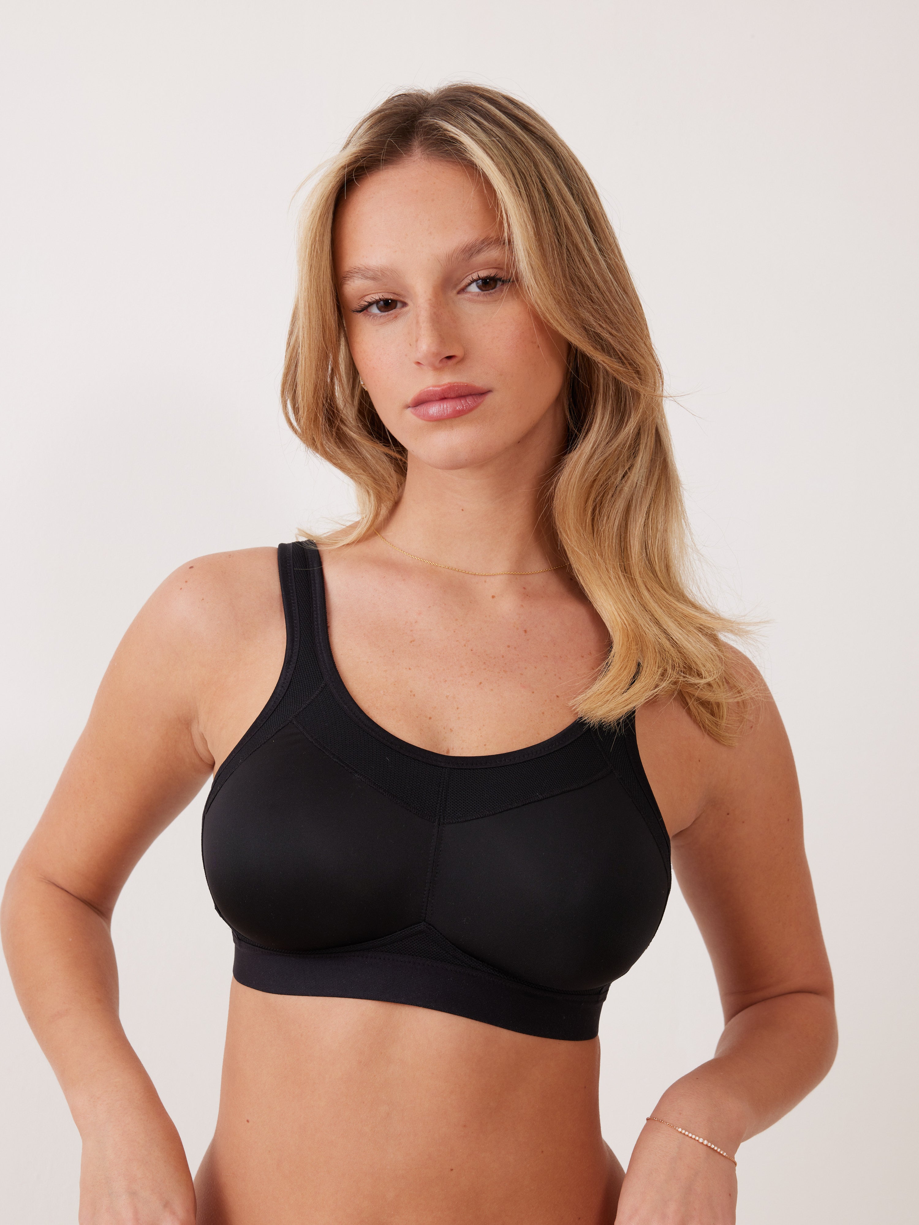 חזיית ספורט ללא ריפוד SPORT BRA